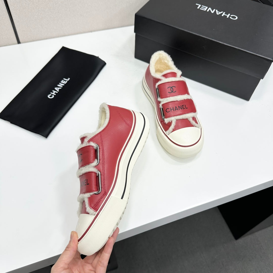 CC 26s Shearling Velcro Low Top Sneakers Red White Leather 145654