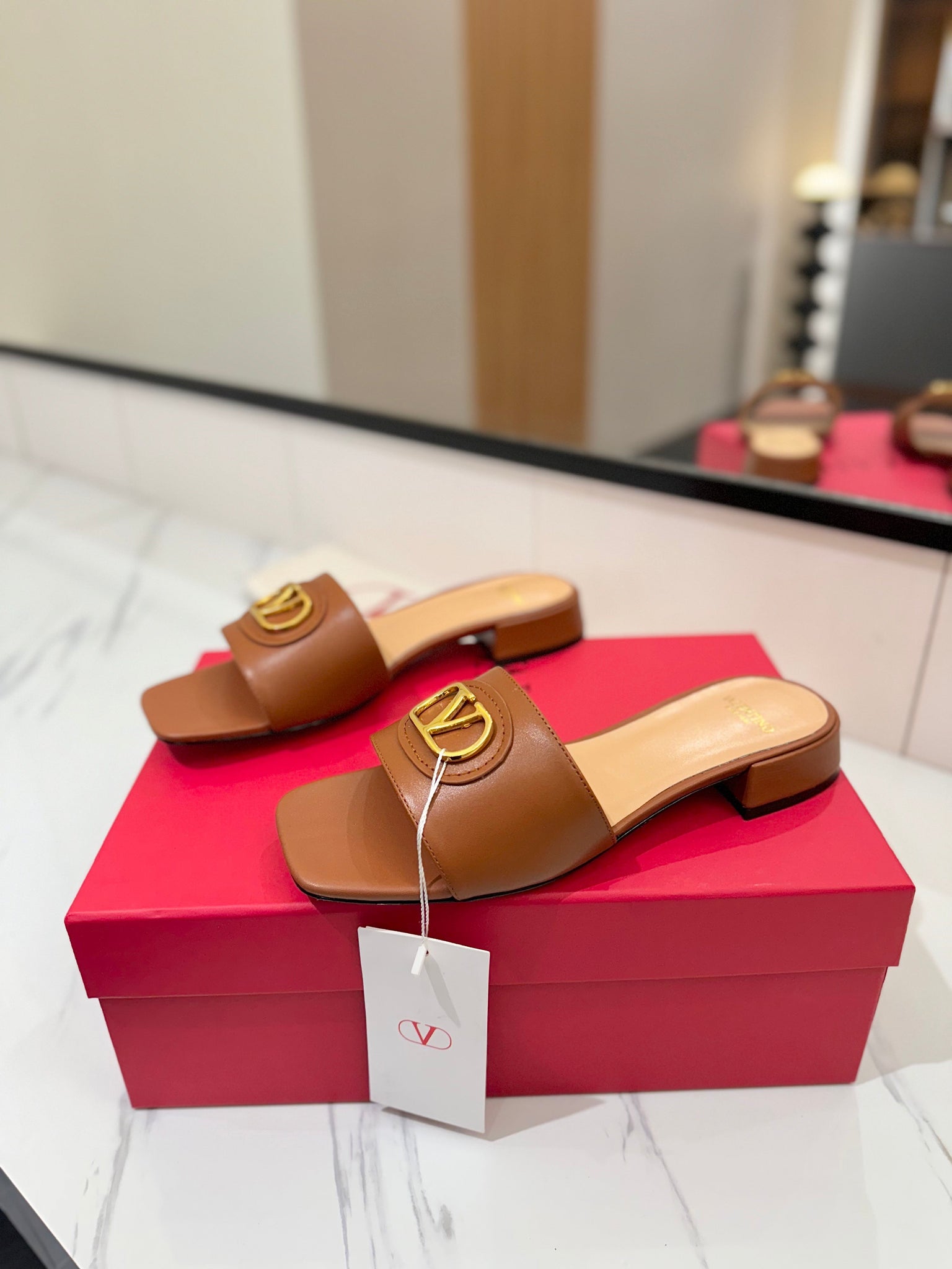 Valentino 26s Sandals Brown Smooth Calfskin With Gold Hardware