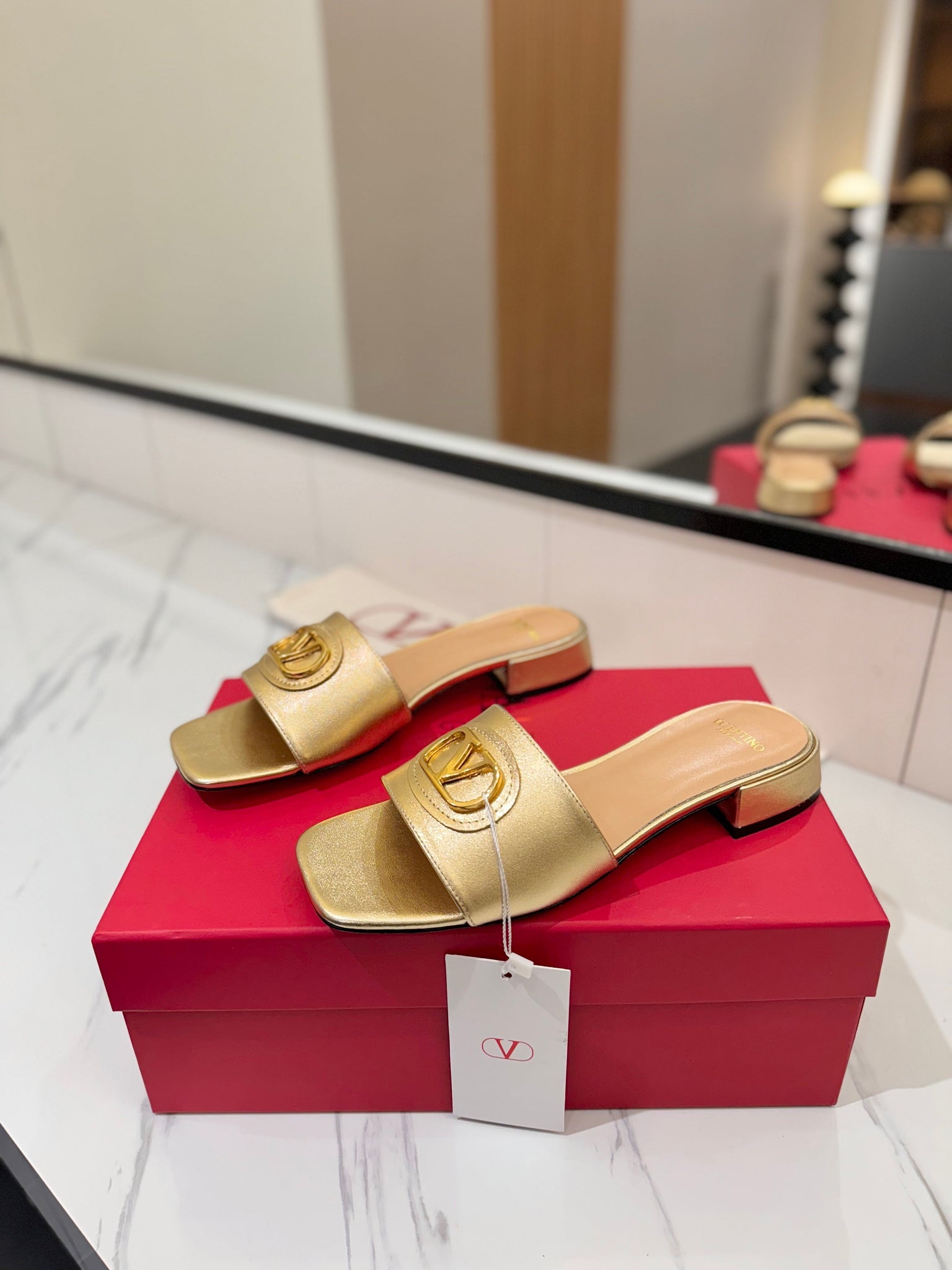 Valentino 26s Sandals Gold Smooth Calfskin With Gold Hardware