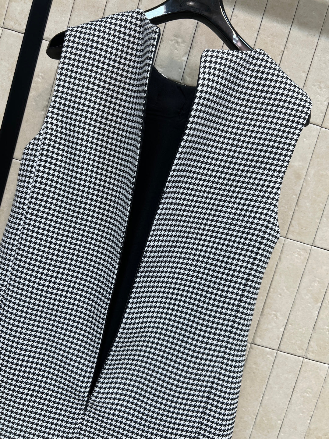 CD 26s Straight-Cut Short Dress Black White Polyester Fiber