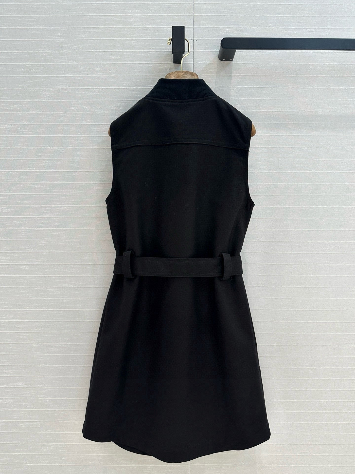 HM Sleeveless Zipper Dress 276153