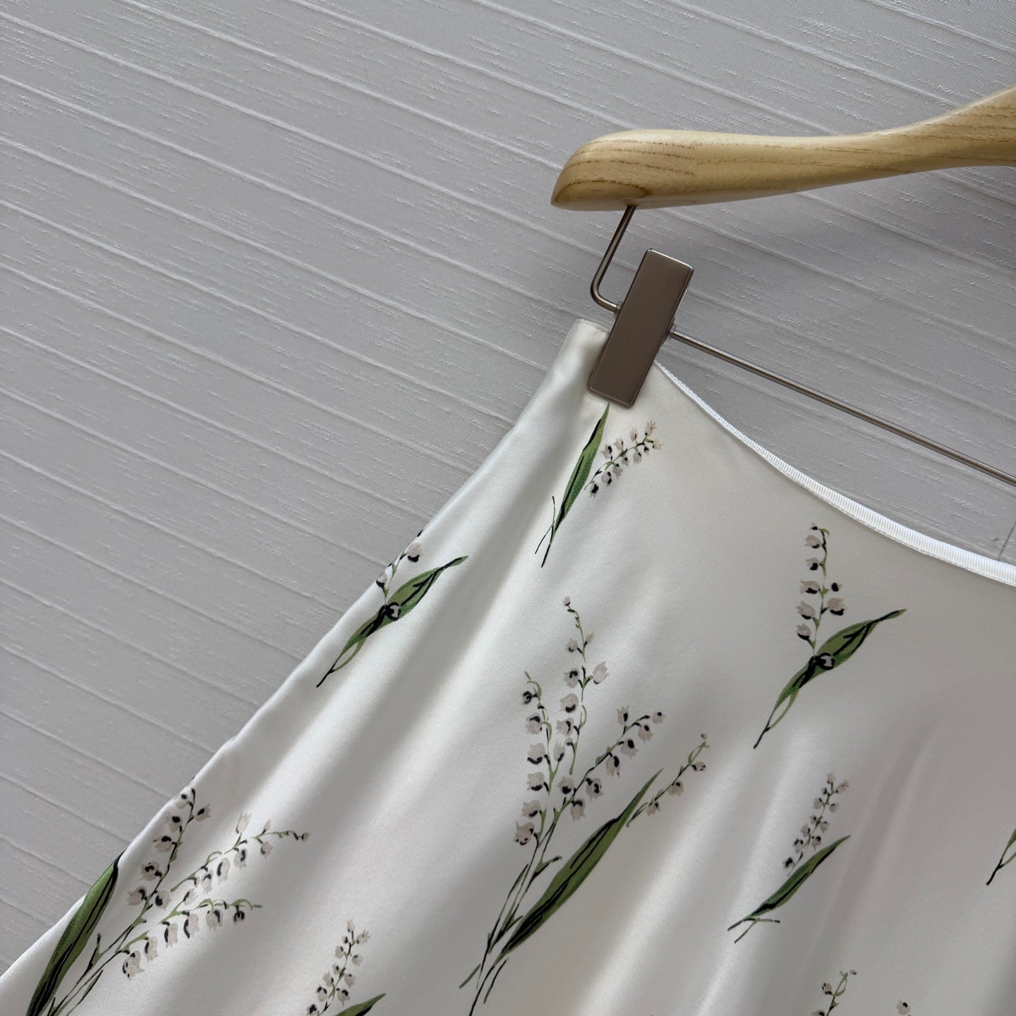 CD Mid-Length Flared Skirt White Colorful Silk 360955