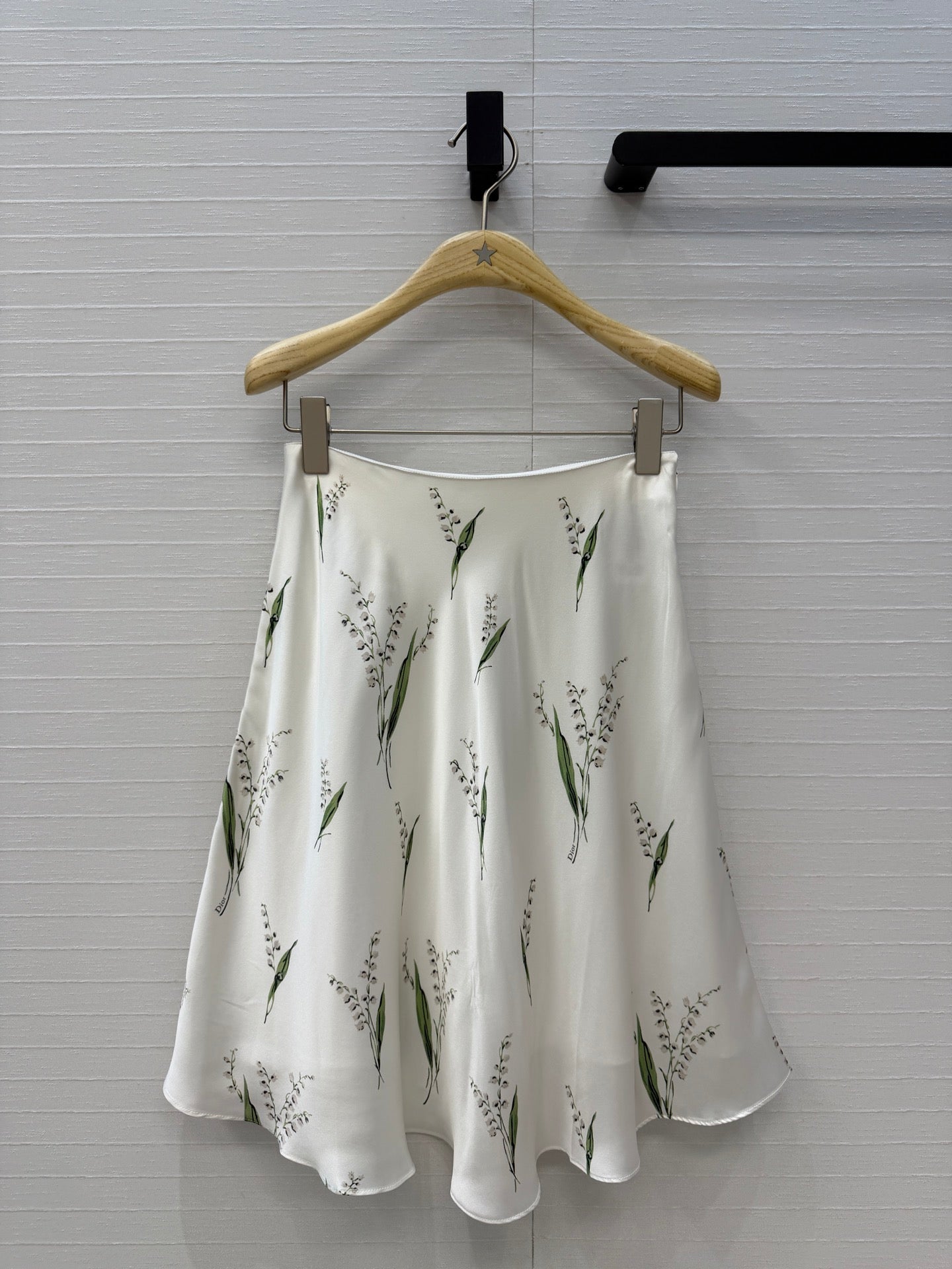 CD Mid-Length Flared Skirt White Colorful Silk 360955