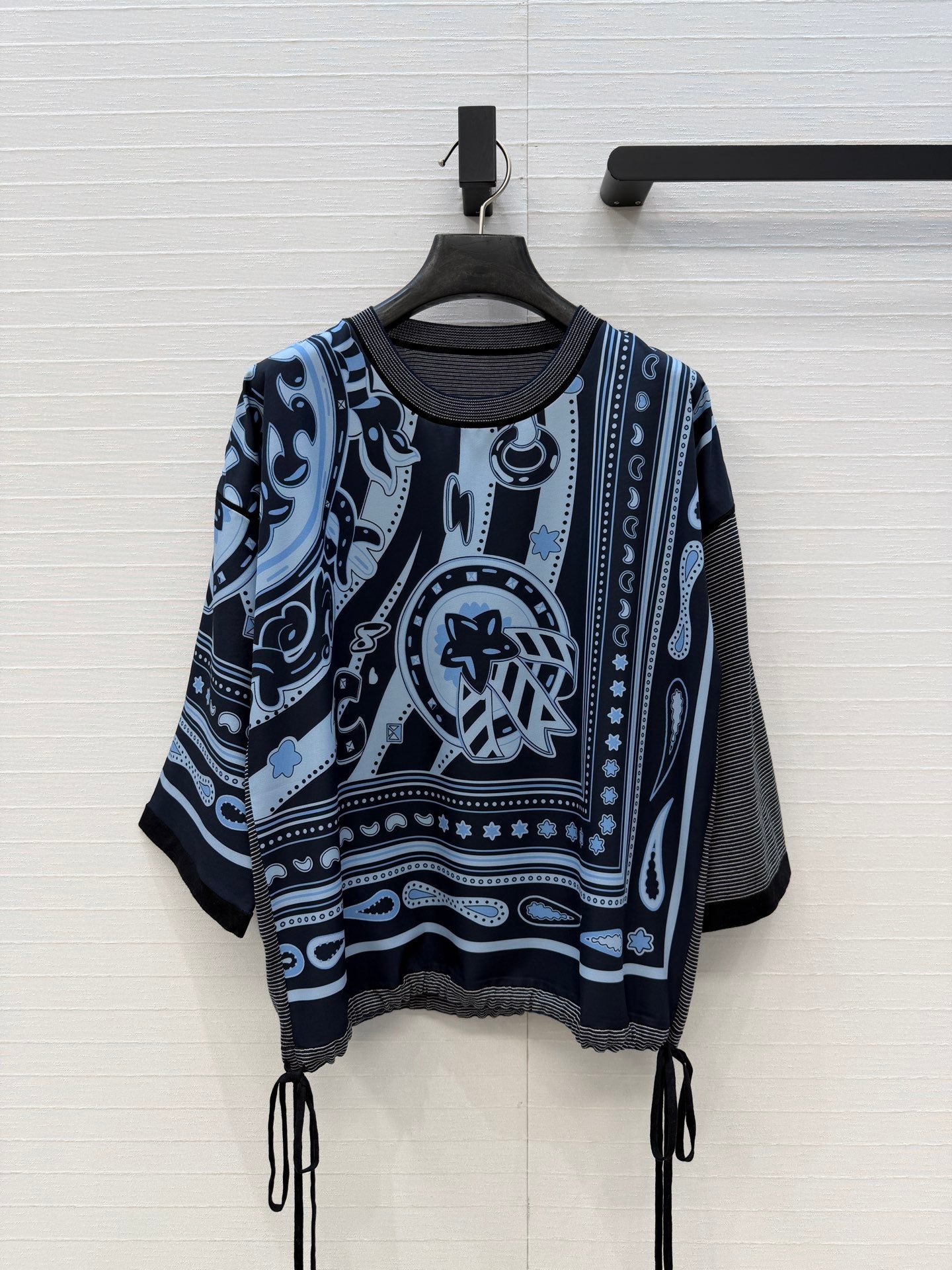 HM "Candy Libris" Long-Sleeve Dark Blue Cotton Tencel