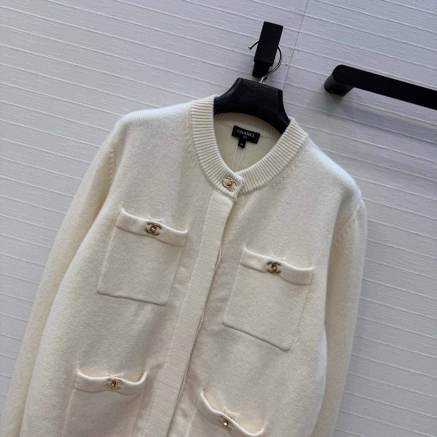 CC FW 26s Cardigan White Cashmere Wool 414708
