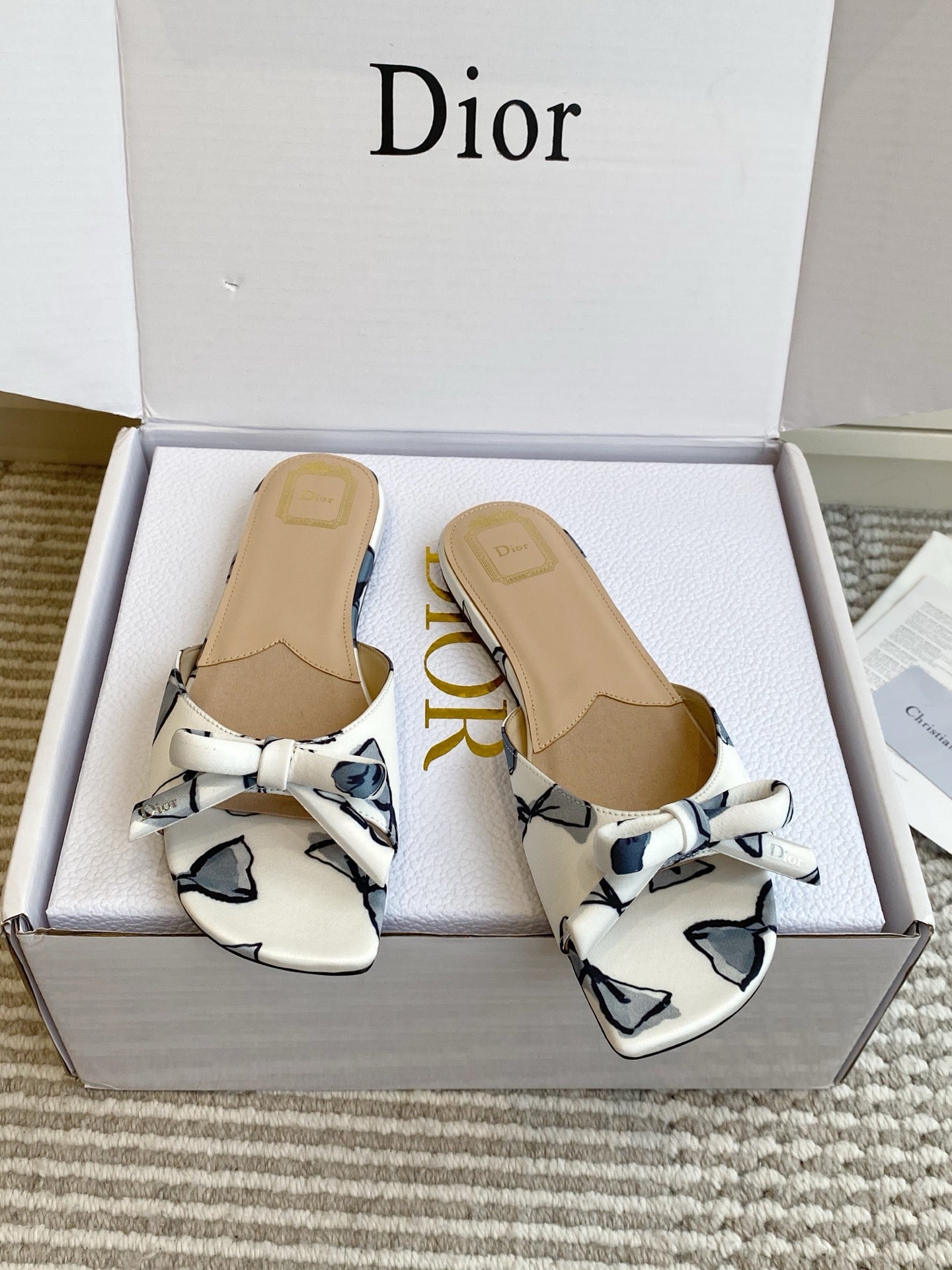 CD 26s Bow Kitten Flat Open Back Sandals White Blue Lambskin 909652
