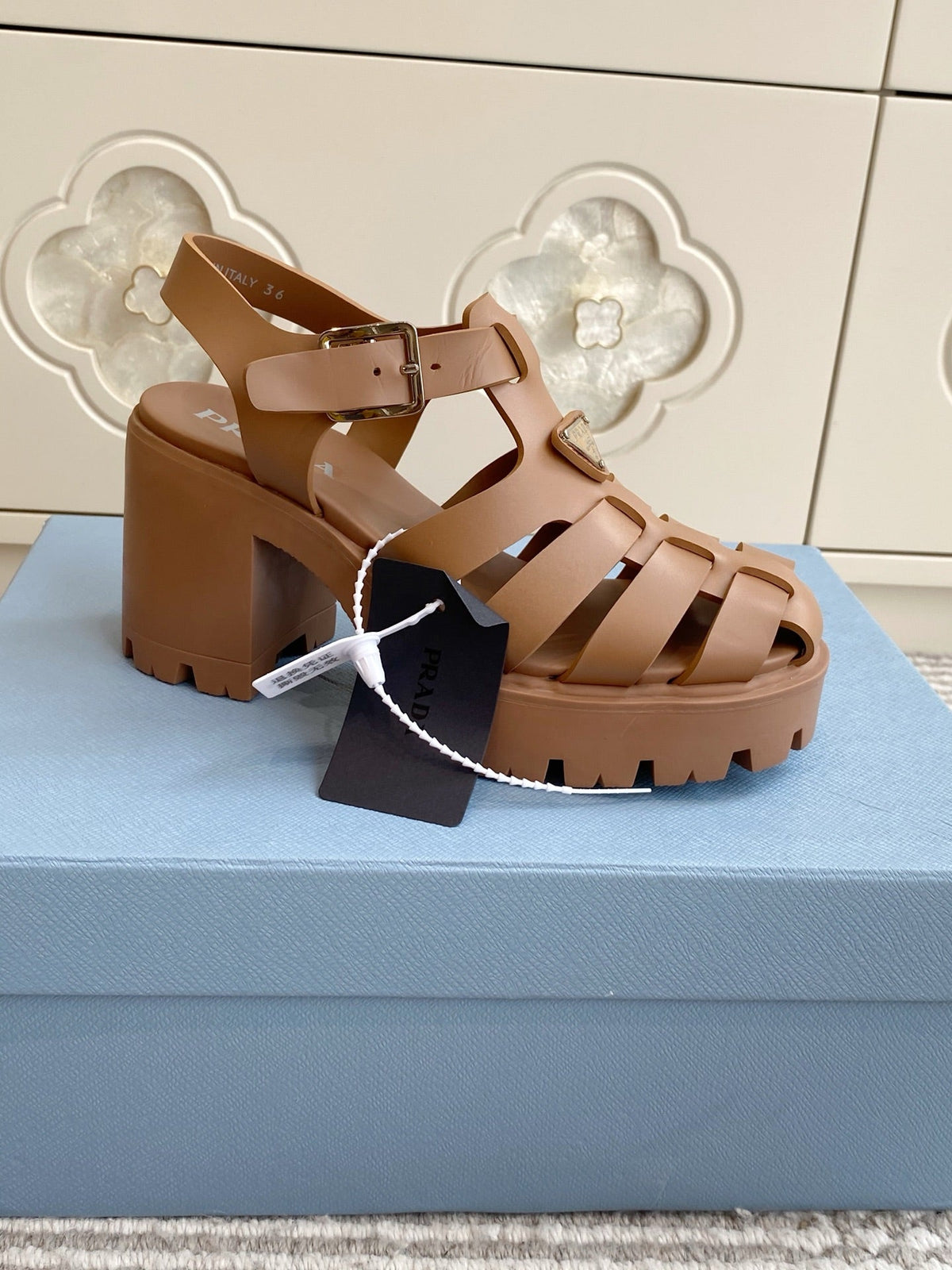 Prada 26s Fisherman Platform Sandals 8.5cm Brown Leather 122233