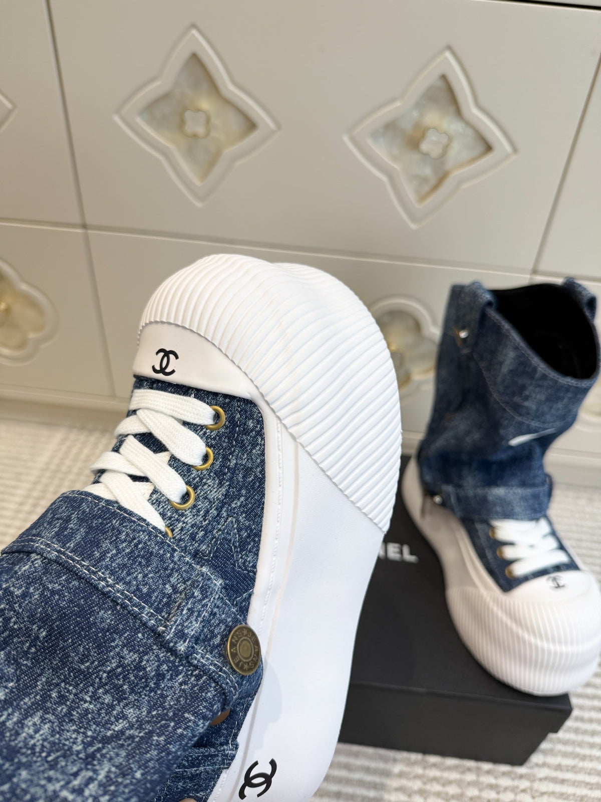 CC 26s Denim High-Top Sneakers 4cm Blue Denim 122032
