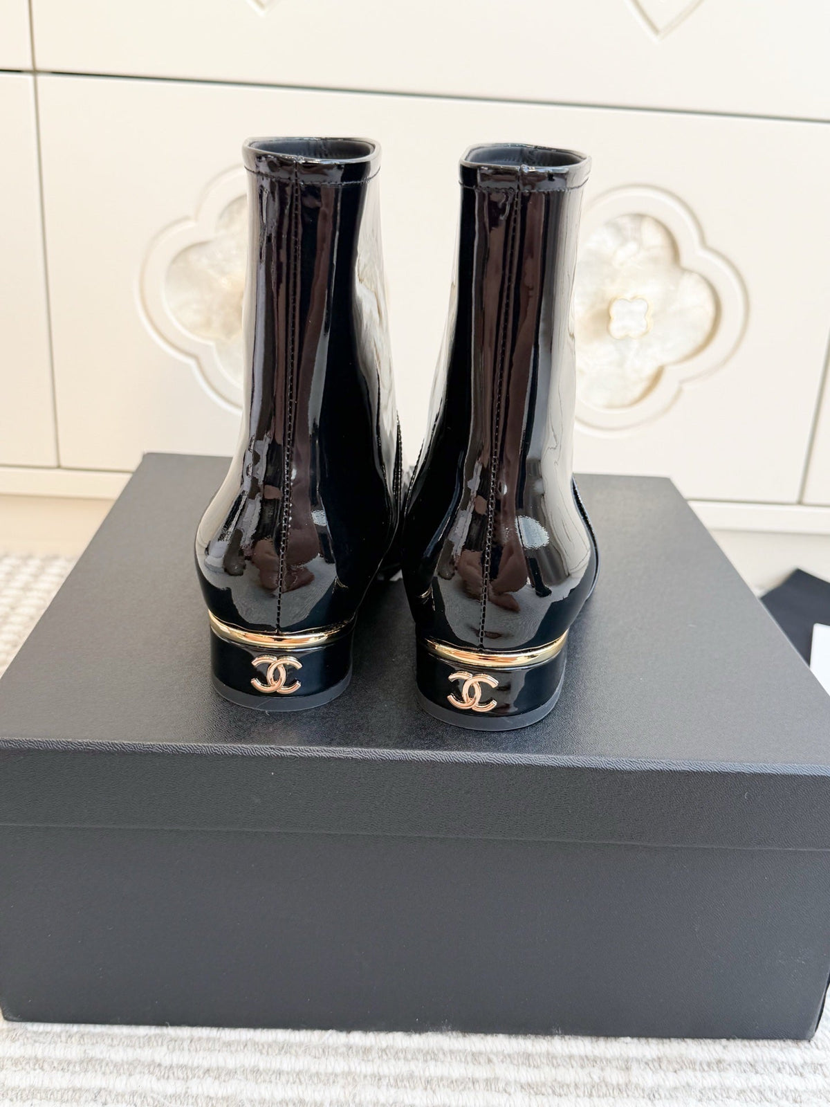 CC 26s Ankle Boots Black Black Patent 122044