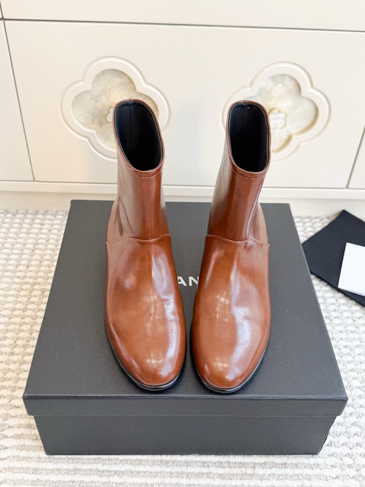 CC 26s Ankle Boots Brown Black Leather 122045