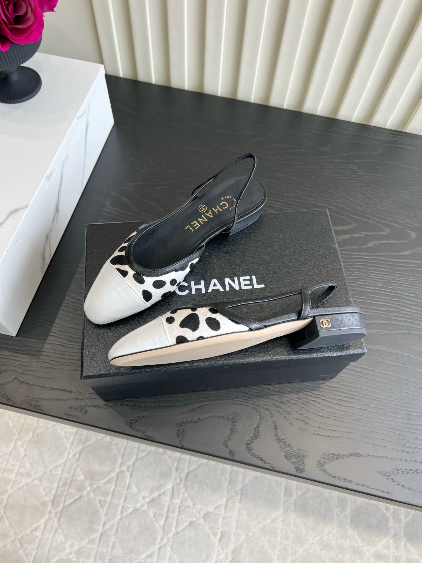 CC 26s Slingback Black White Horsehair 850770
