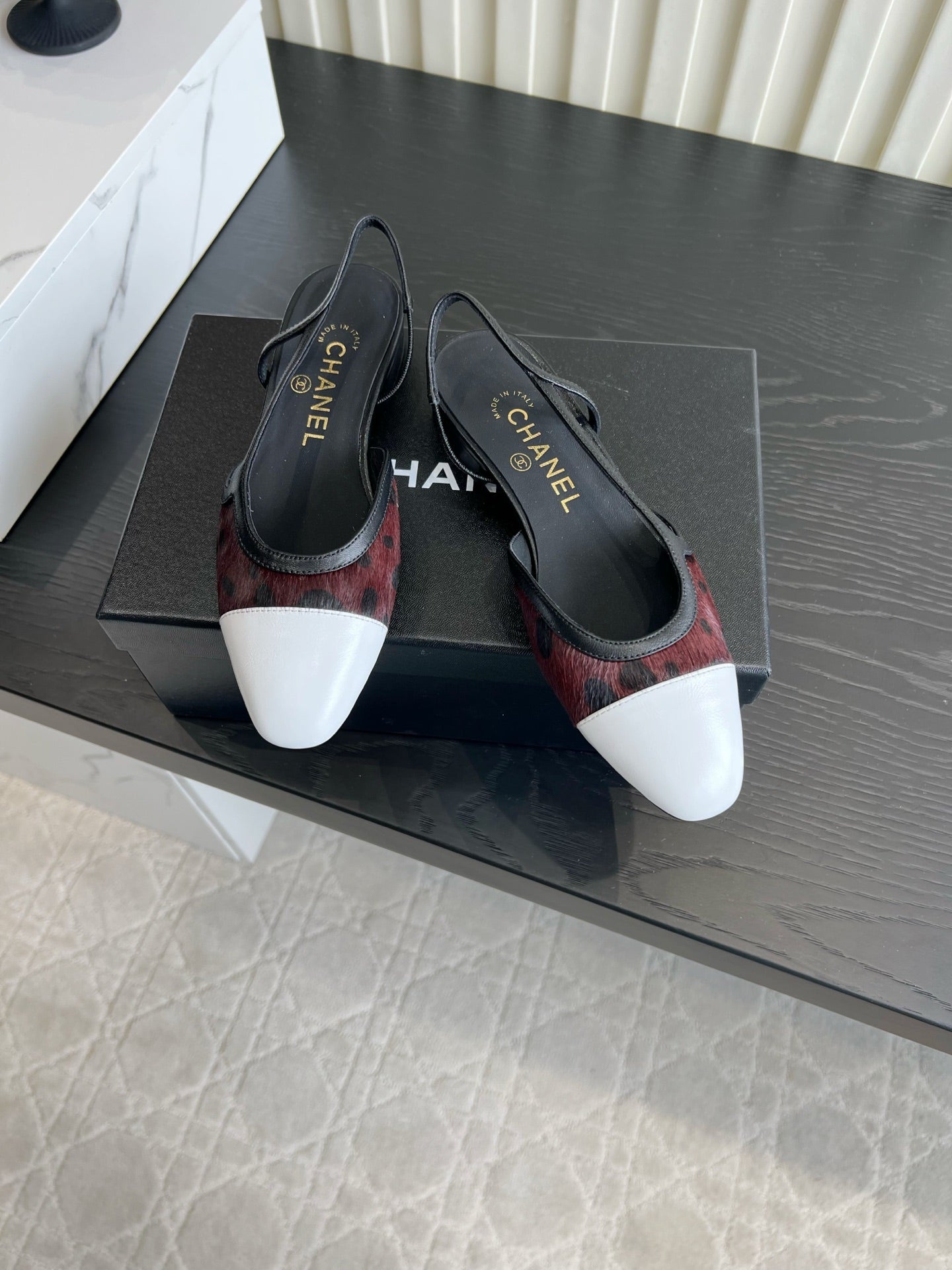 CC 26s Slingback Burugndy Horsehair 850779