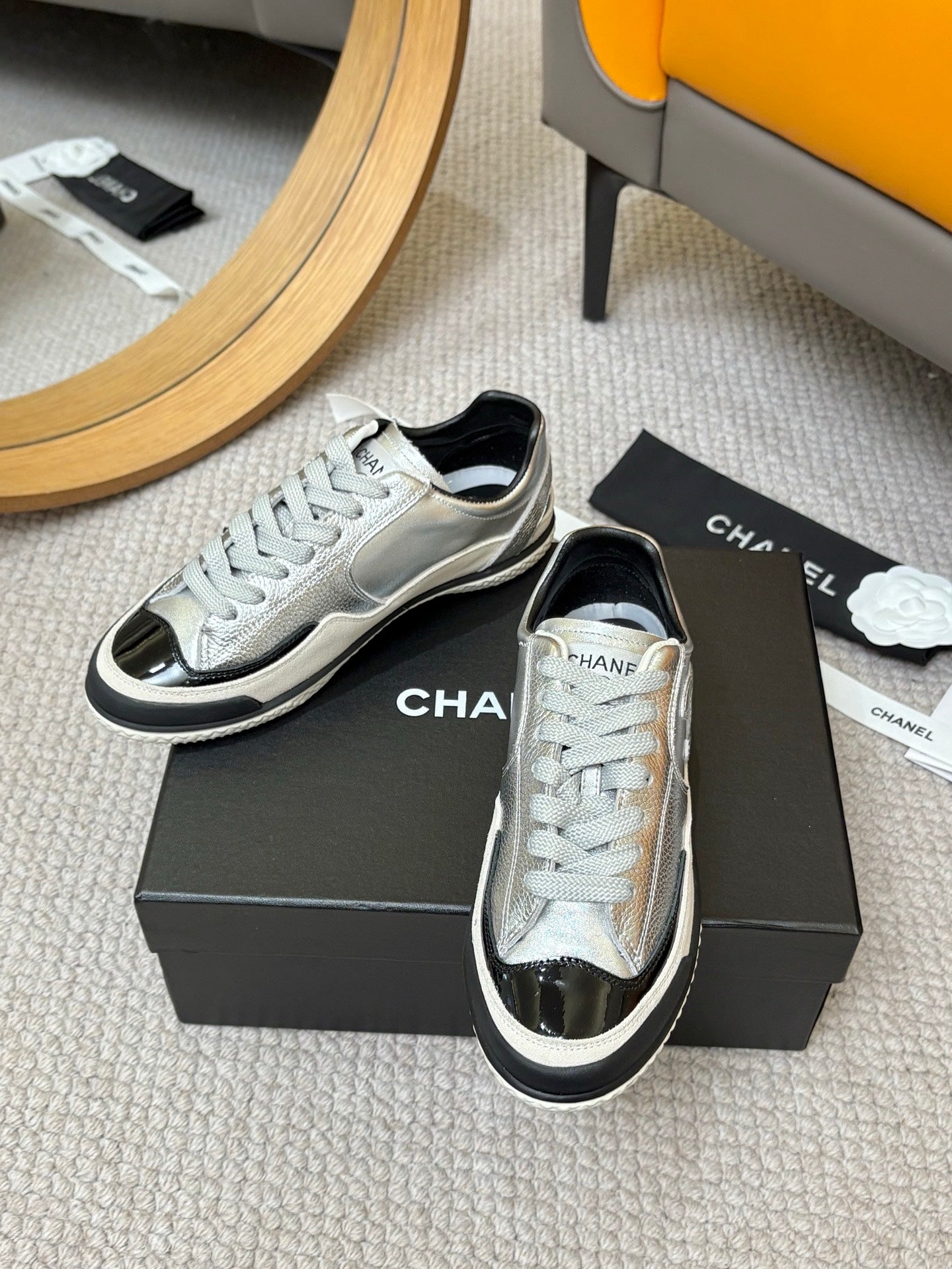 CC 25C Casual Sneakers Sliver Black Cowhide Suede Patent Leather 528155