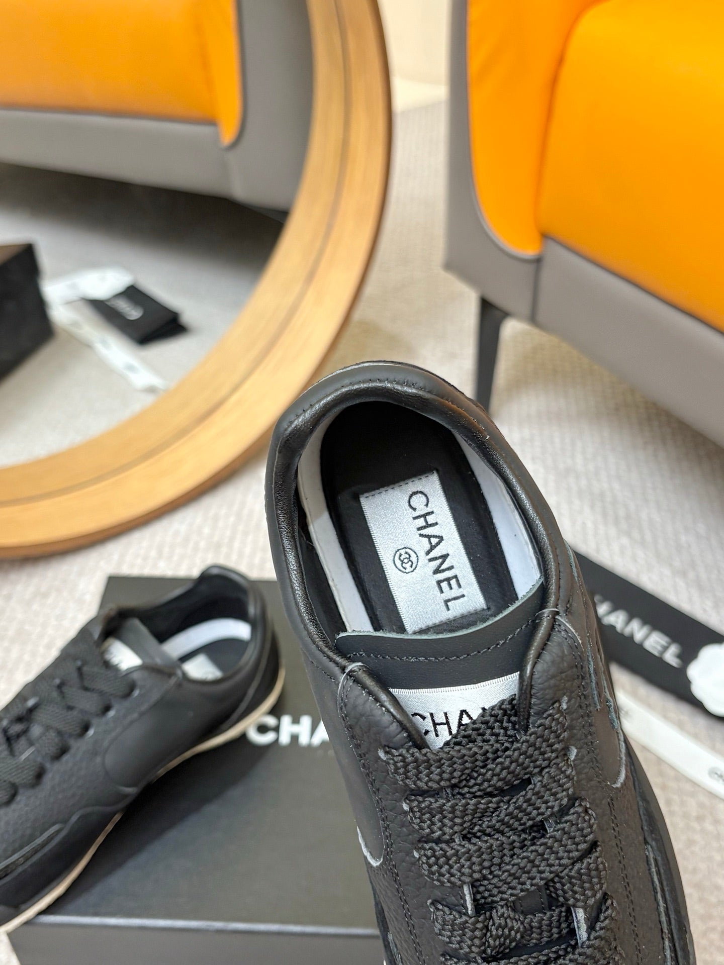 CC 25C Casual Sneakers Black Cowhide Suede Patent Leather 528156