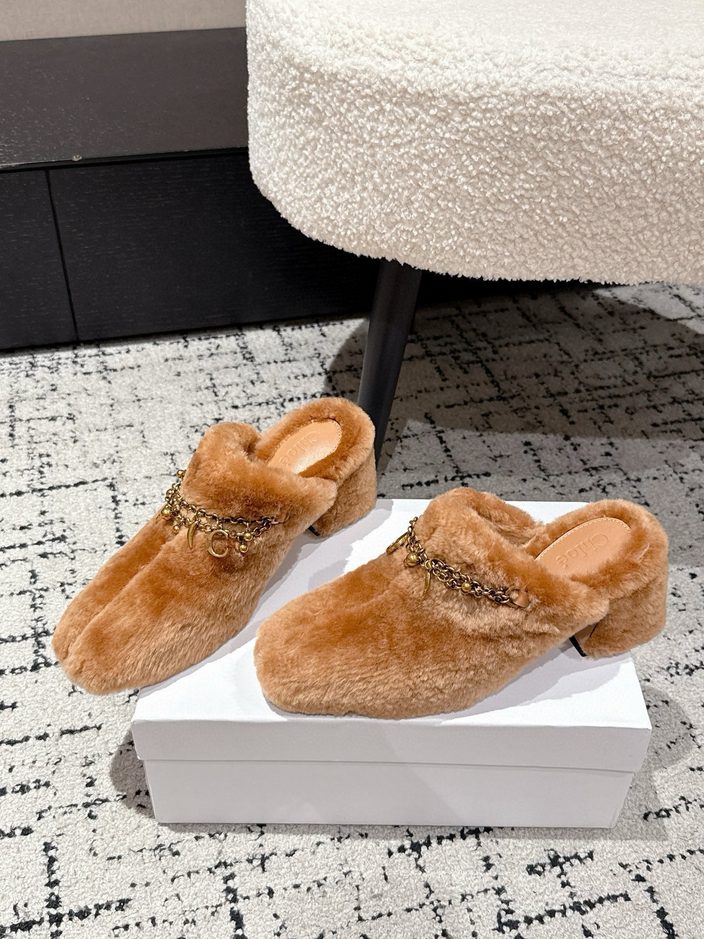 Chloe Covered Fur Slippers Caramel Brown Wool 514330
