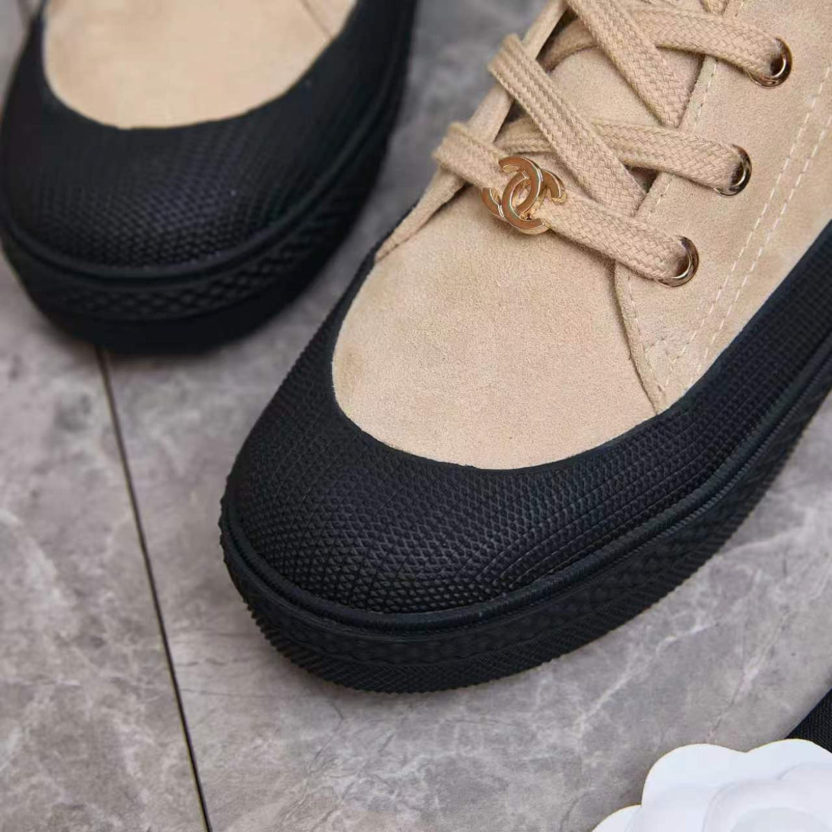 Chanel 26s Mid Sneakers Beige Suede 168232