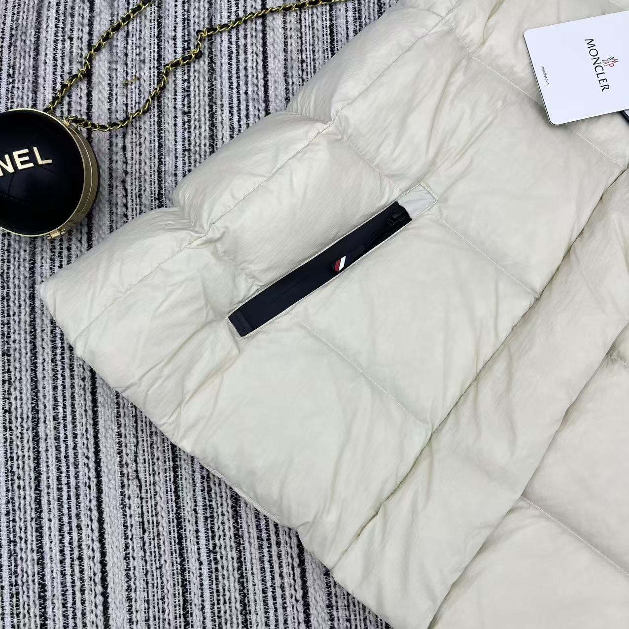 MC Baise Down Gilet Beige Polyamide Nylon