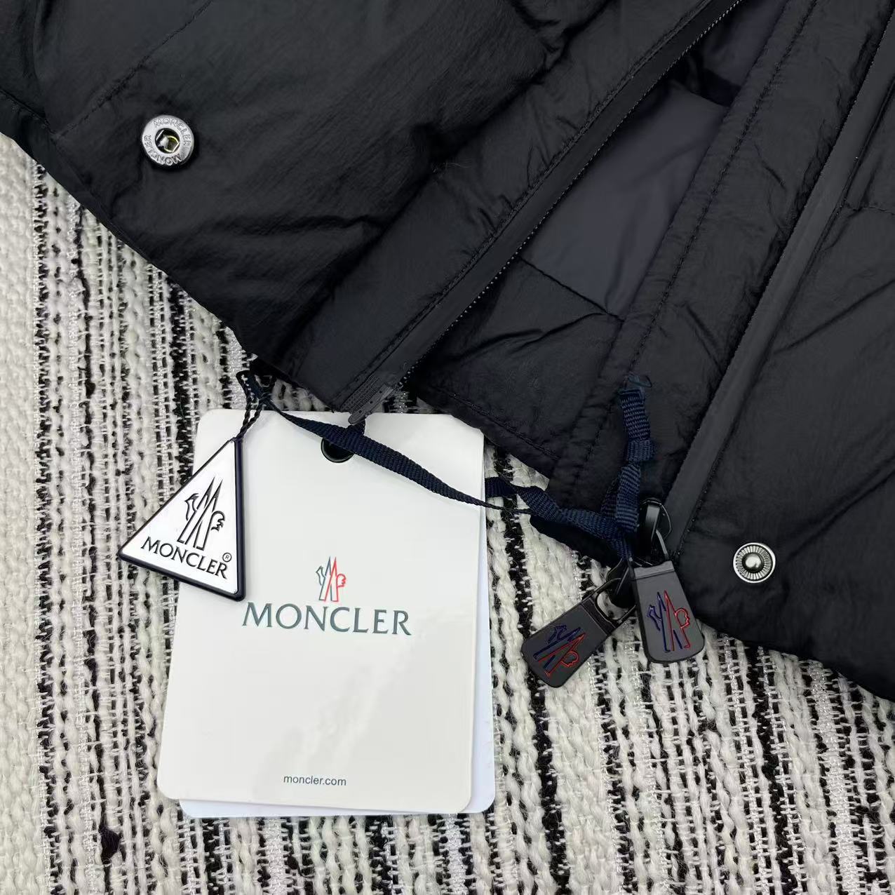 MC Baise Down Gilet Black Polyamide Nylon