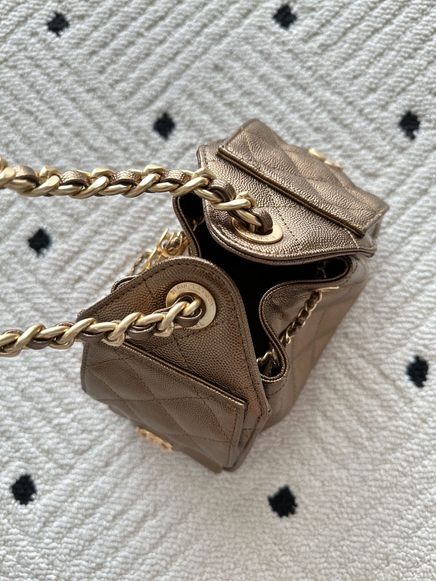 Chanel 25 Hobo Bag 22cm Bronze Calfskin