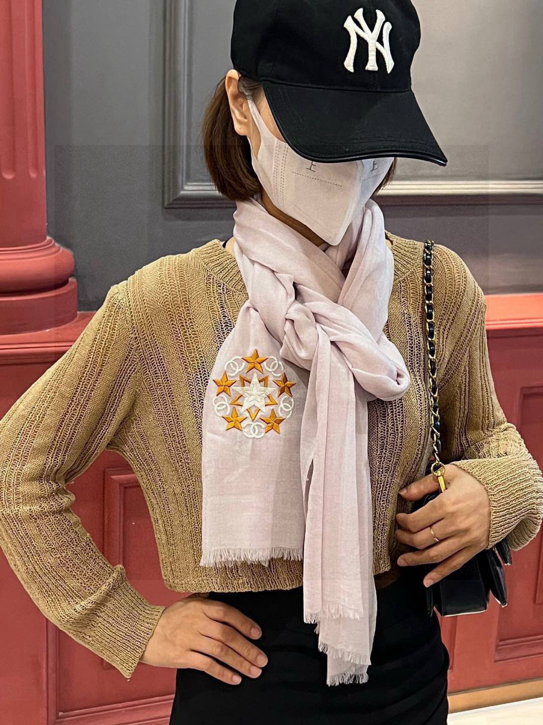 Chanel 25s Scarf 200 In Cashmere Wool 701966