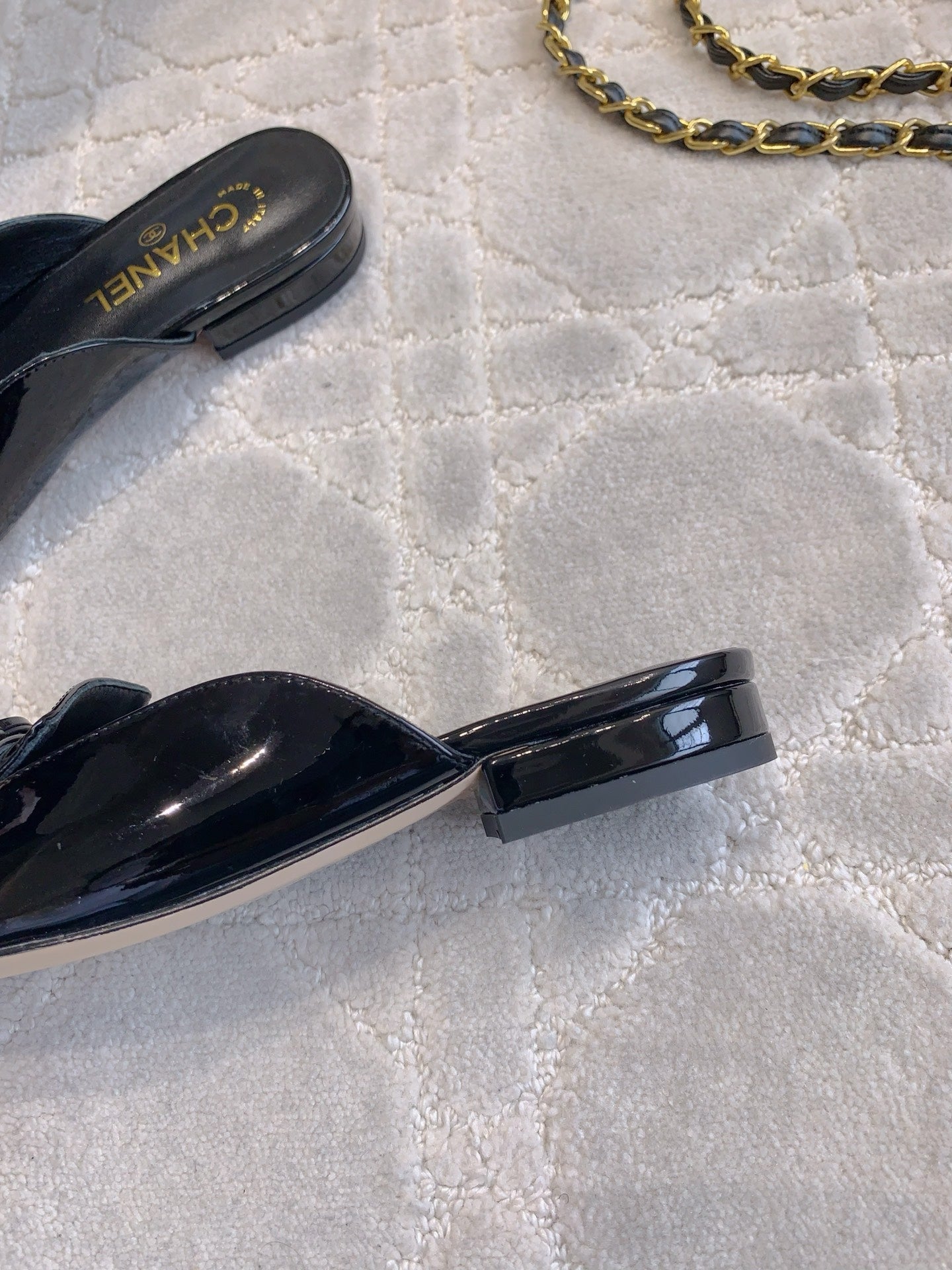 Chanel 26s Flat Mule 2cm Black Patent Calfskin