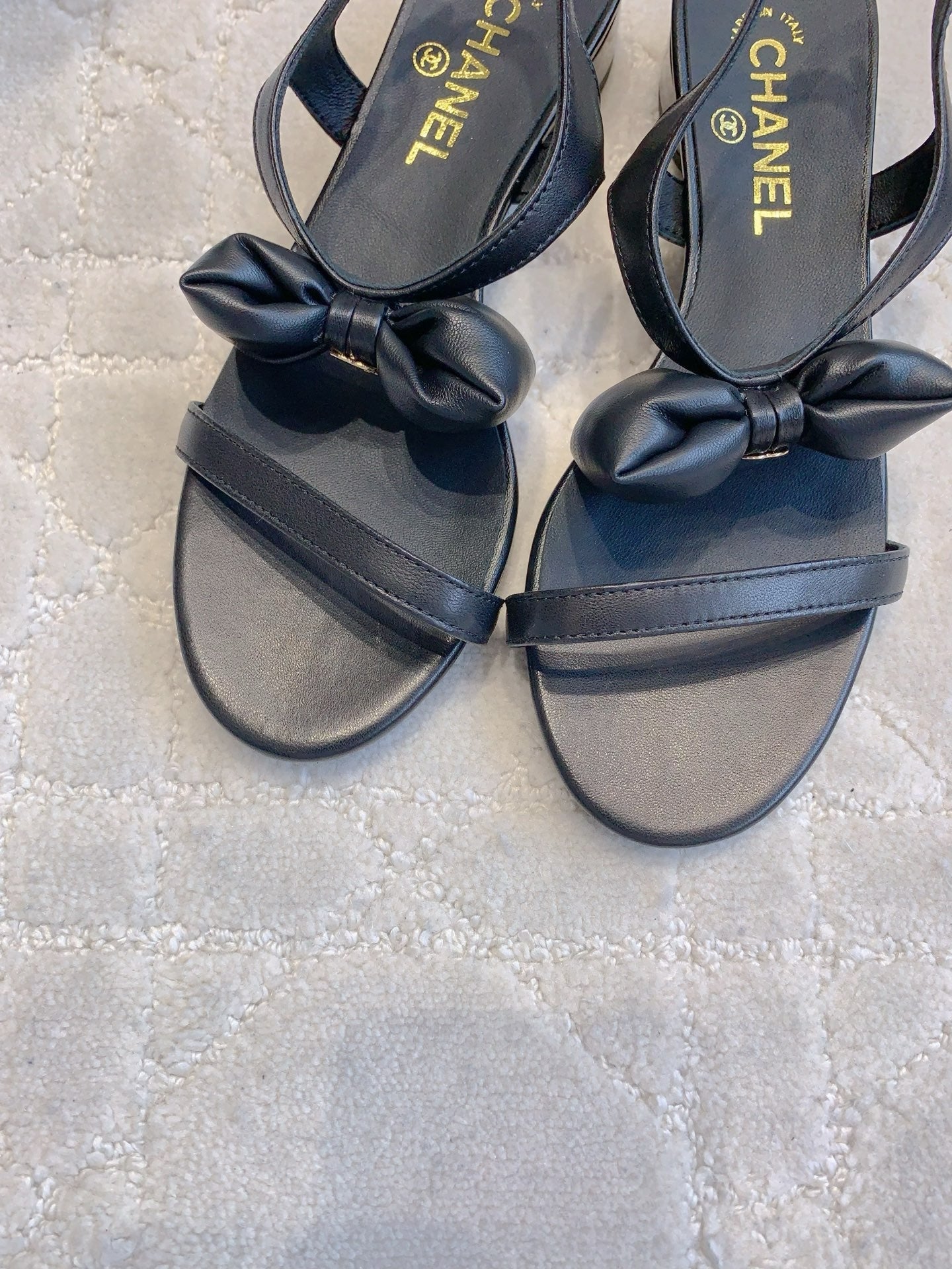 CC 26s Bow-Tie Sandals 6.5cm Black Lambskin 906127