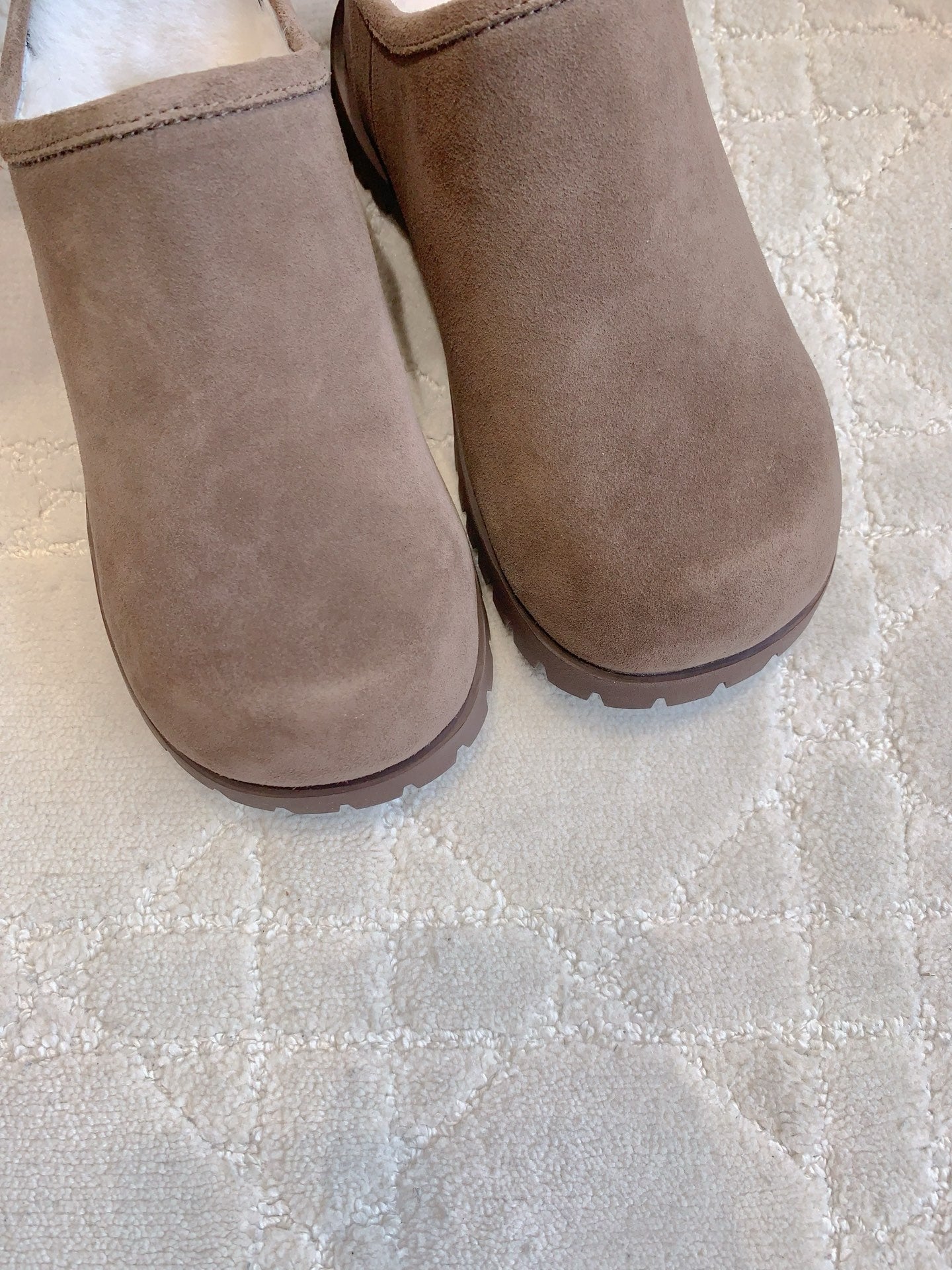 UGG Classic Ultra Mini Mule Reddish Brown Wool Suede Fleece Lining 516912