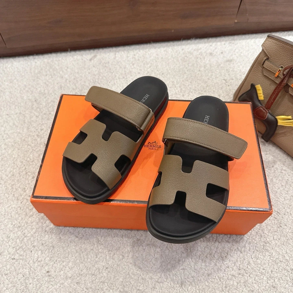 HM Chypre Sandal Grained Calfskin 862962