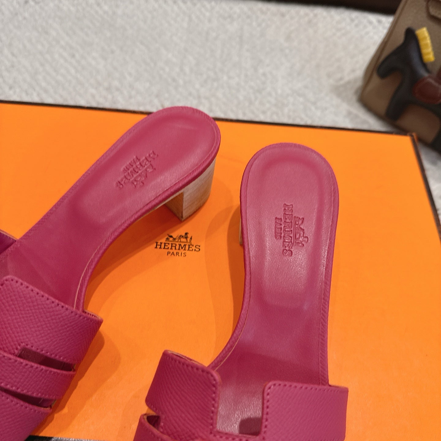 HM Kelly Buckle Sandals 5cm Hot Pink Leather 804988