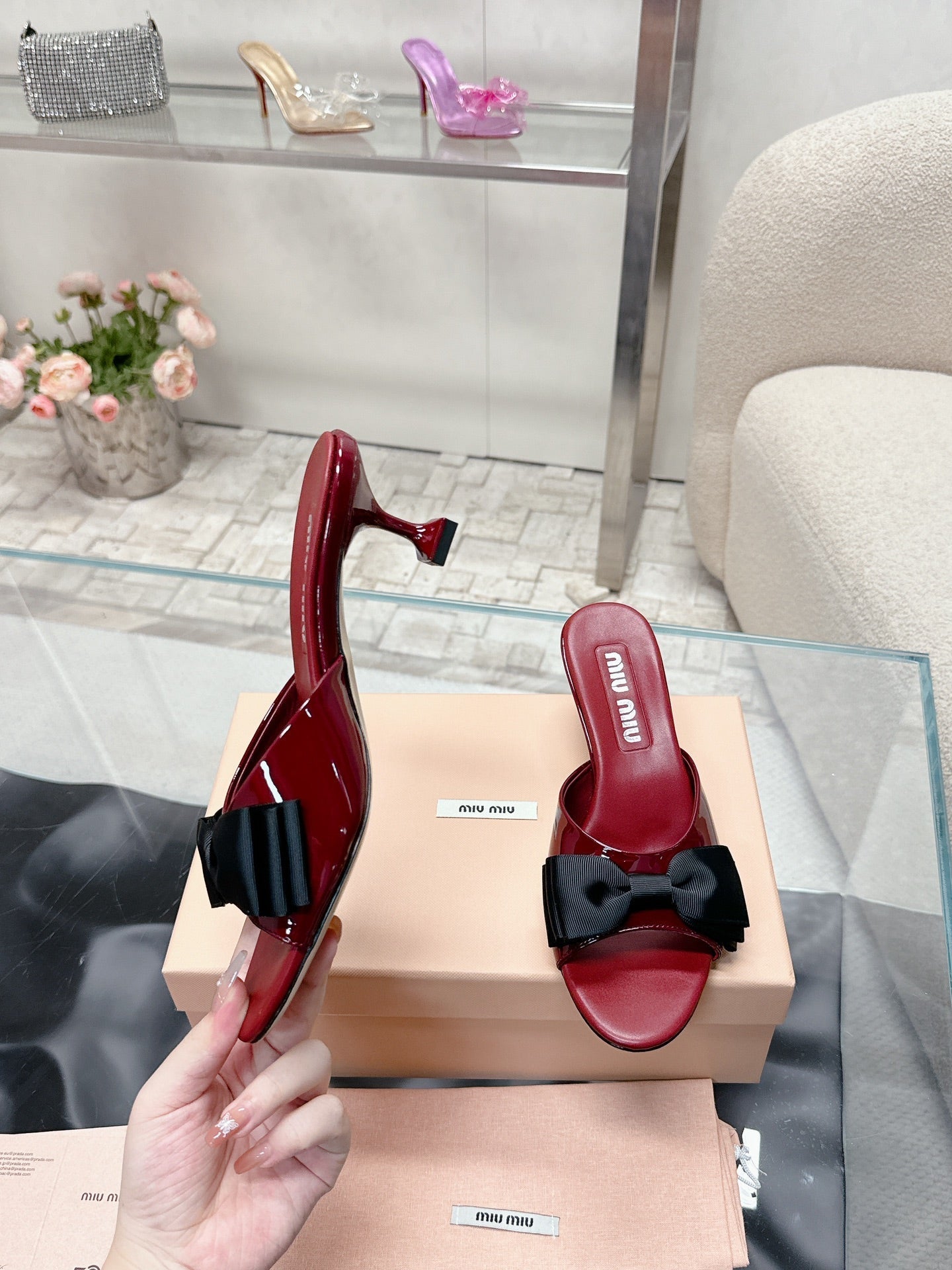 Miu Mordoré Black Bows Mules  50mm Burgundy Cowhide 445520