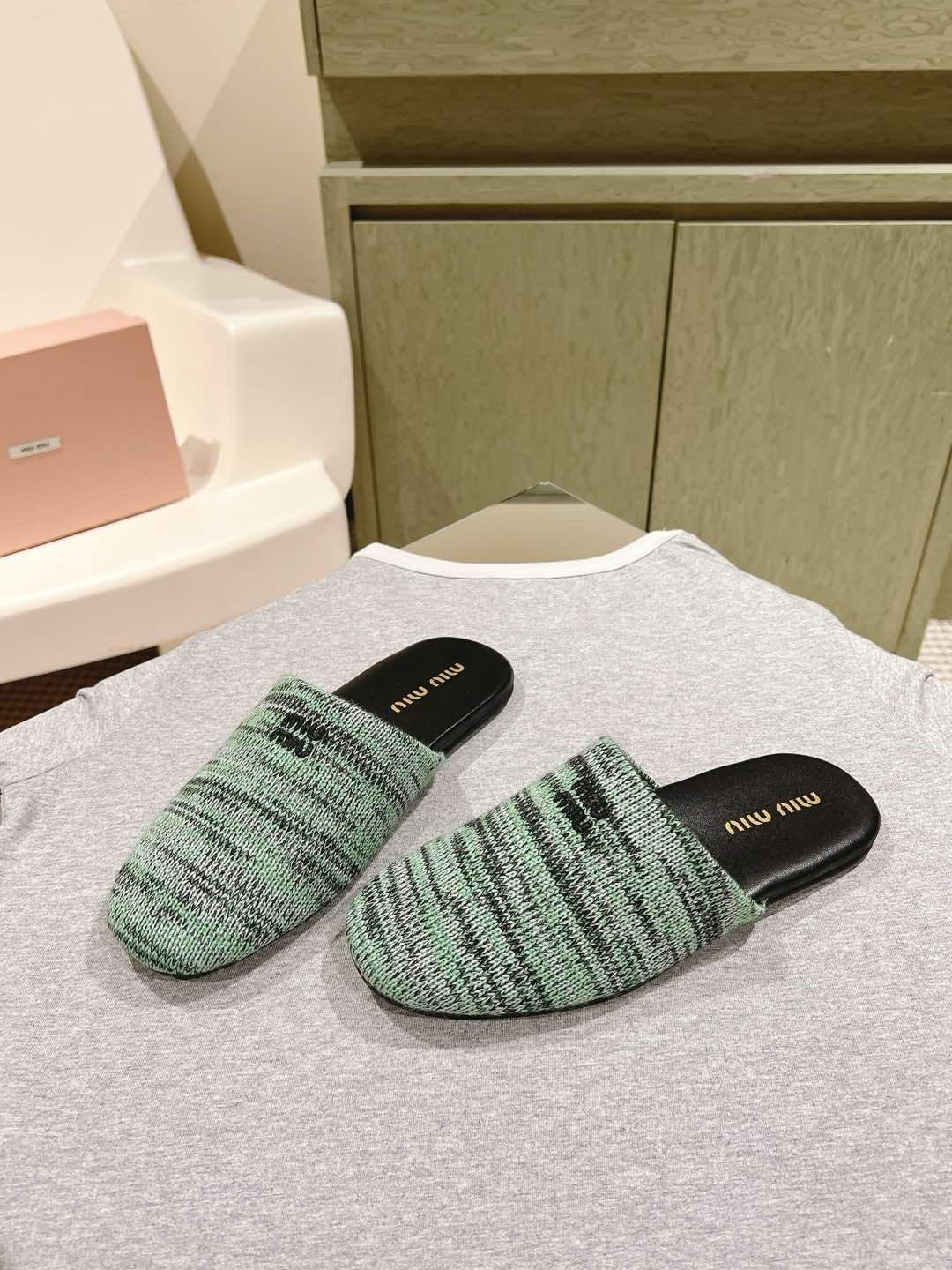 Miu Slide Black mix Green Wool Cowhide 445671