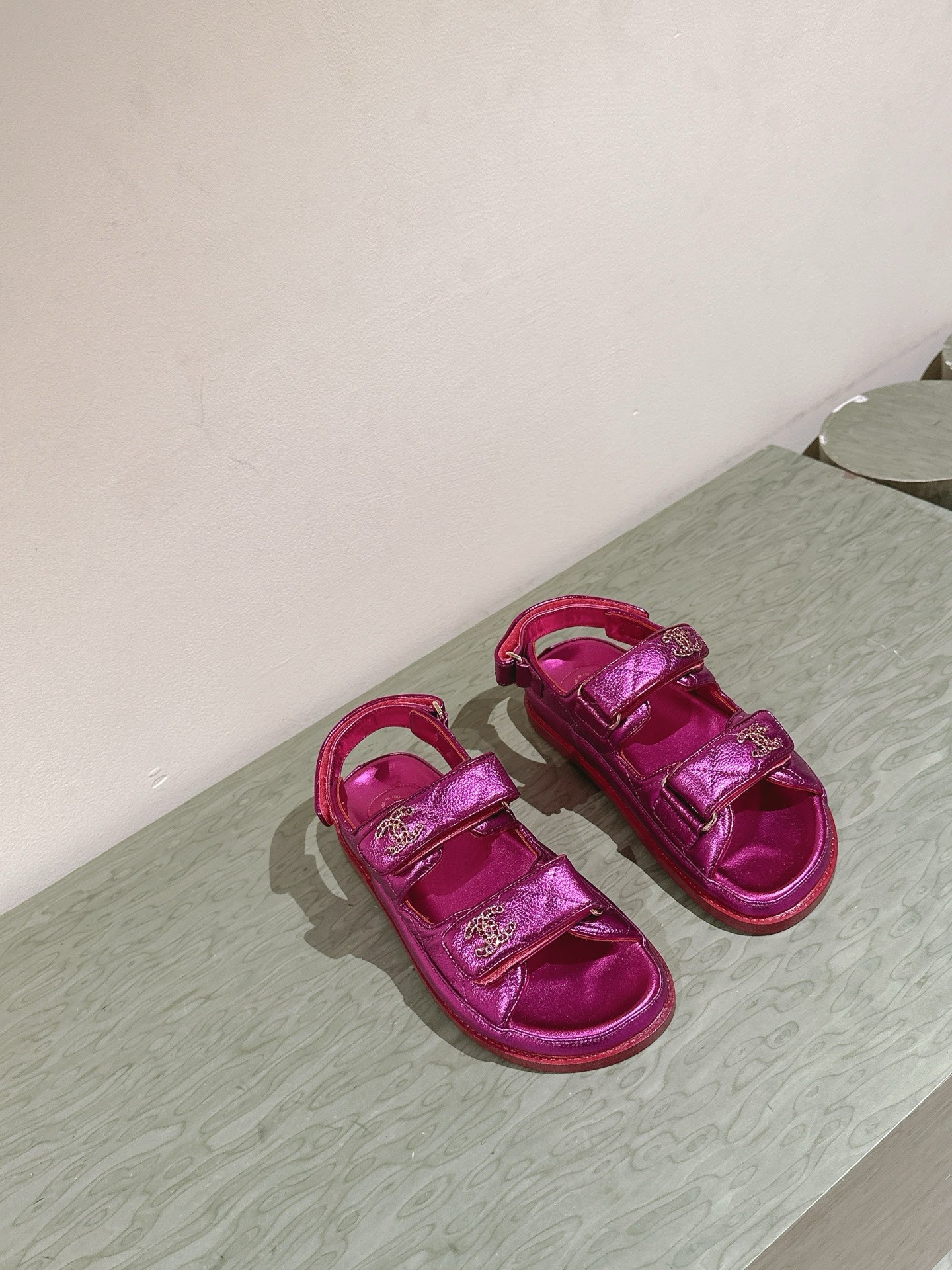 CC 25C Dad Sandals Pink Metalic Grained Calfskin 462233