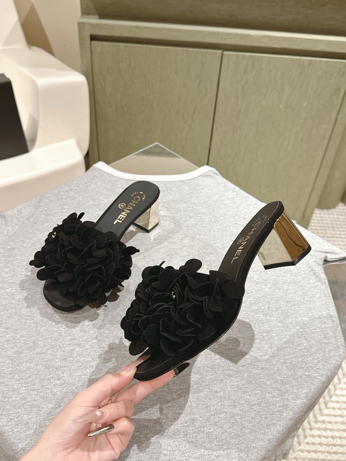 CC Floral Slide Sandals 55mm Black Suede Cowhide 454284