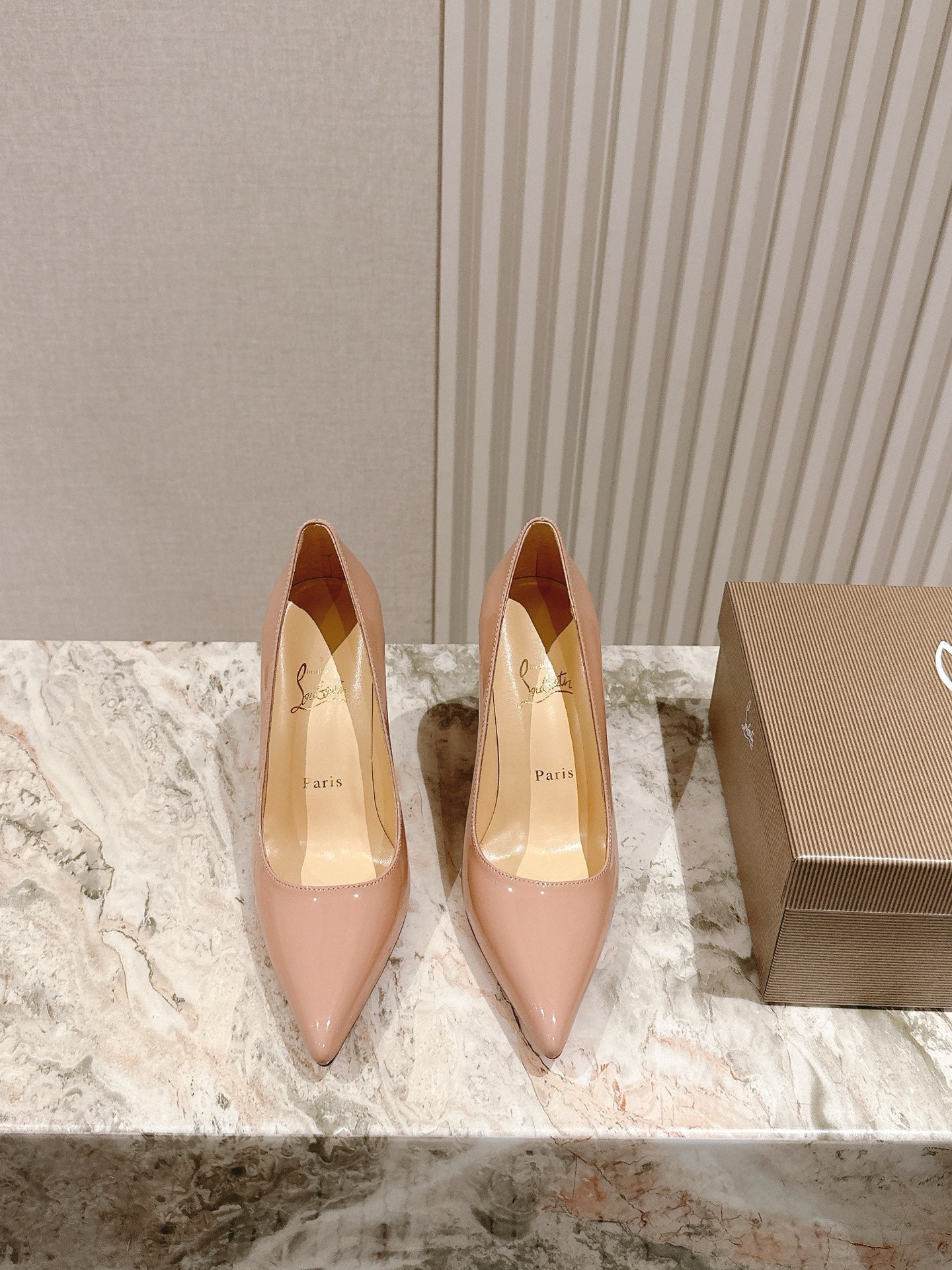 CL 25s So Kate Pumps 95mm Beige Patent Leather 446682