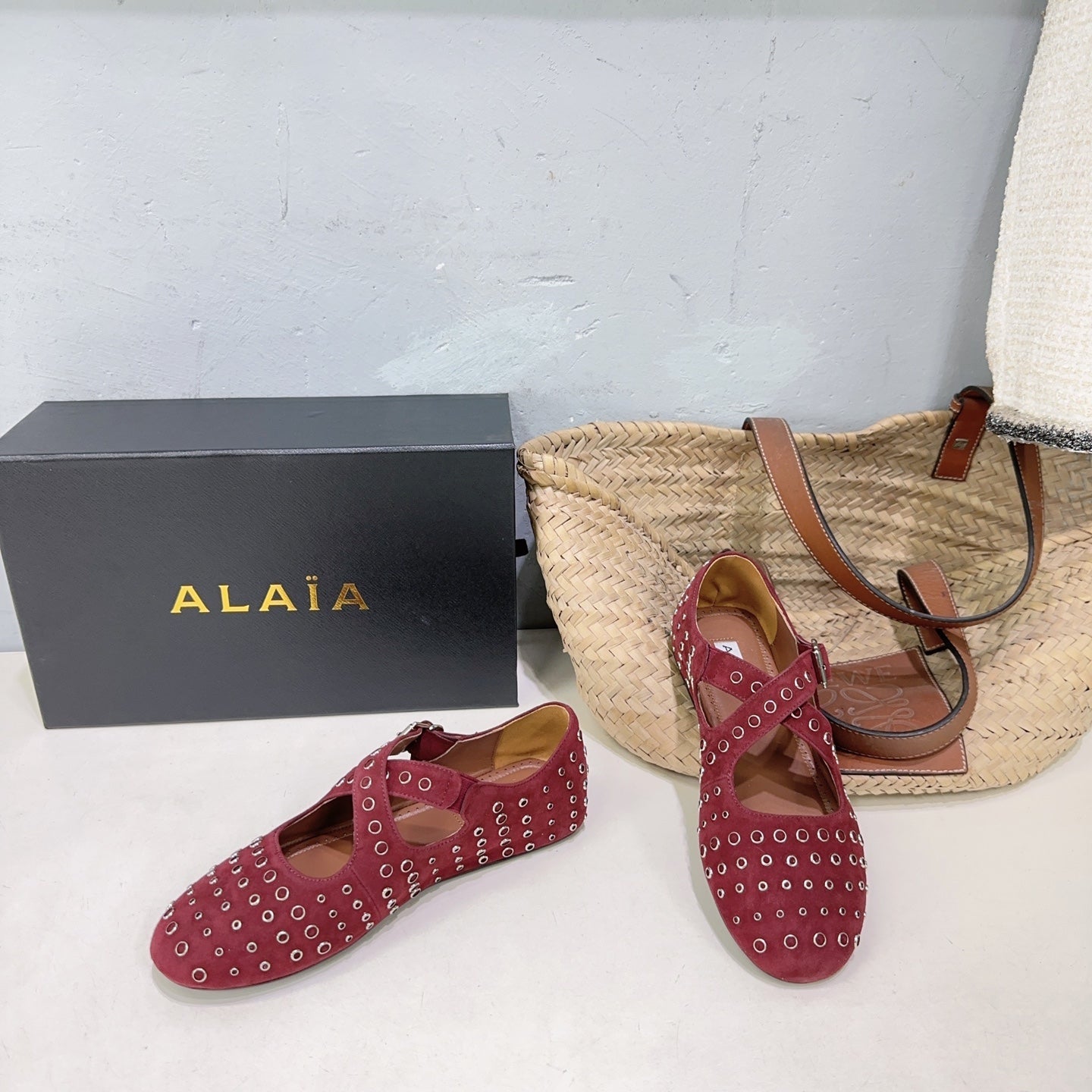 Alaia Criss Cross Ballet Flats With Eyelets Red Suede 674307
