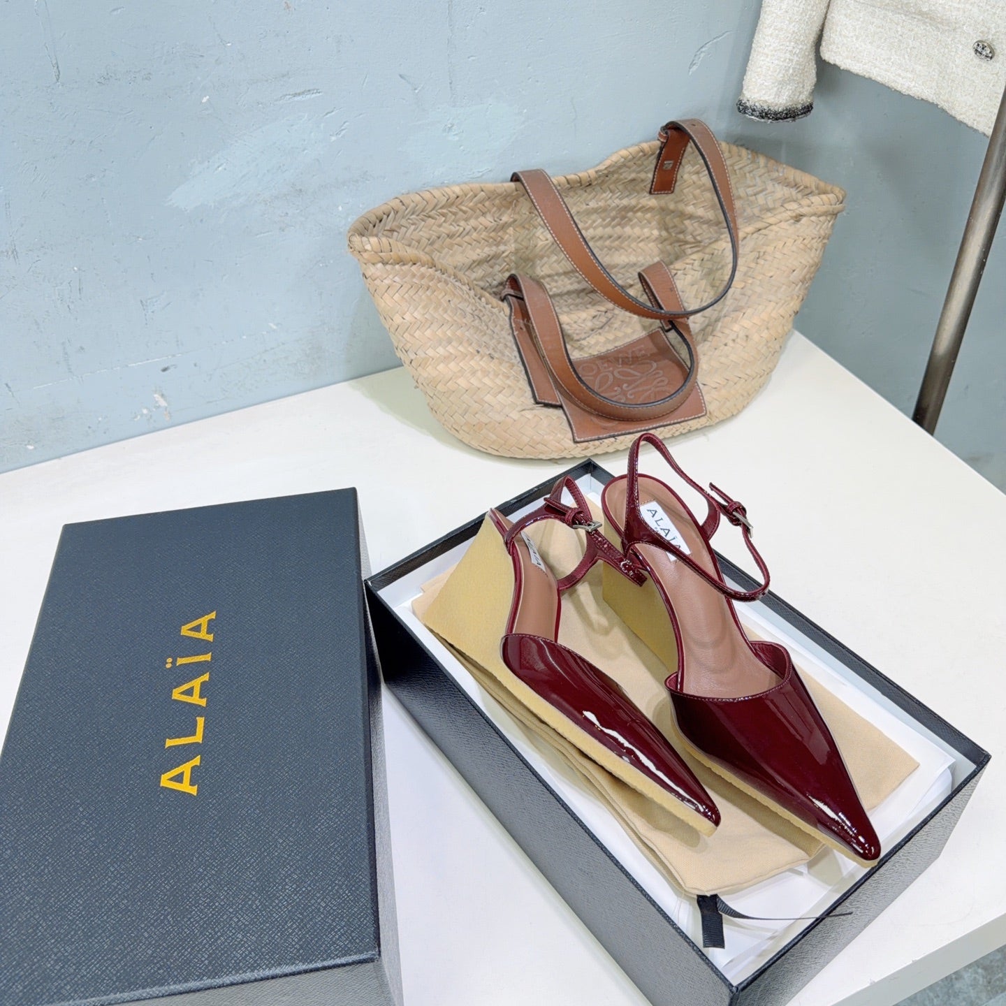 Alaia Wedge Pumps 10cm Burgundy Patent Leather 674286