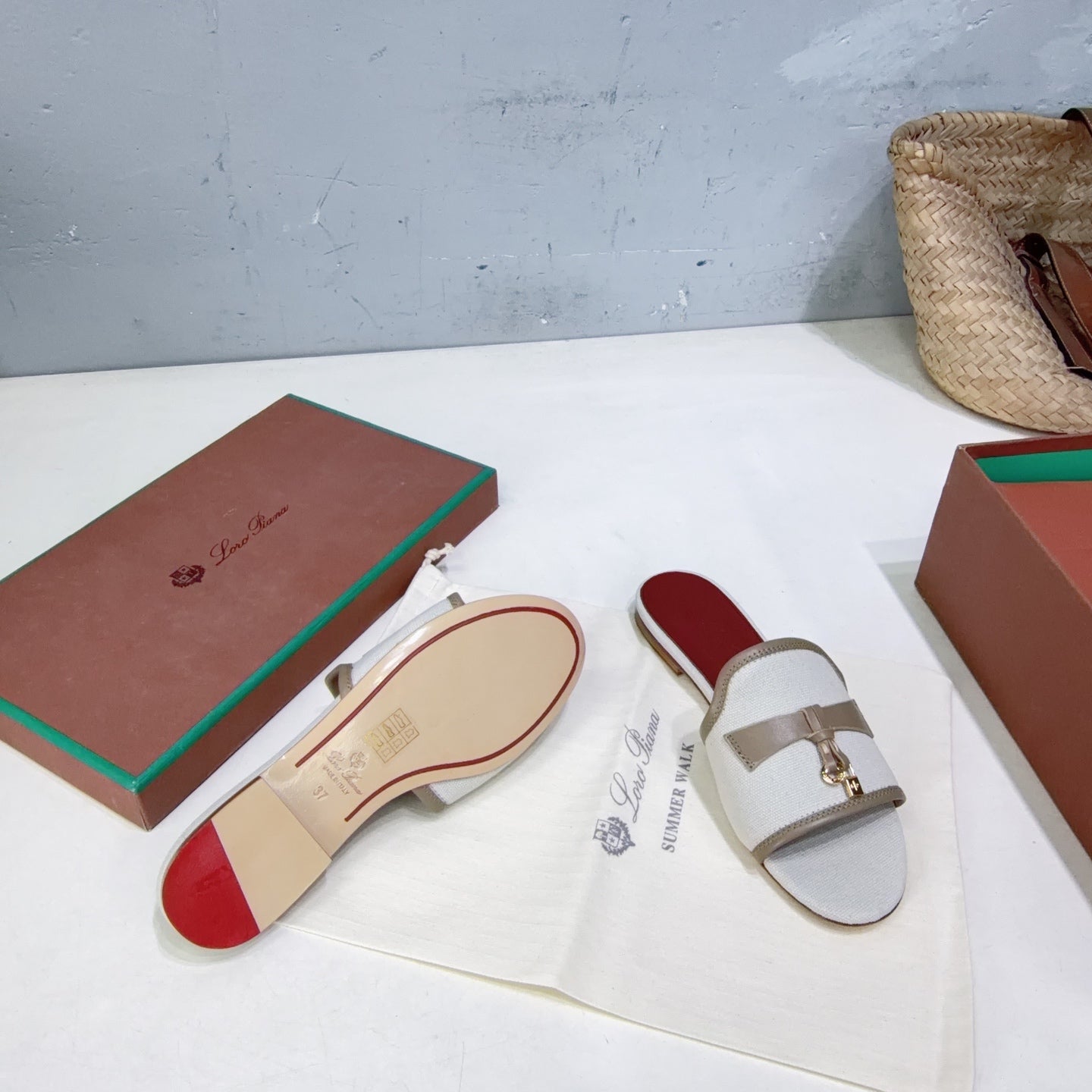 LP Summer Charms Flat Sandal White Taupe Leather Canvas 742539