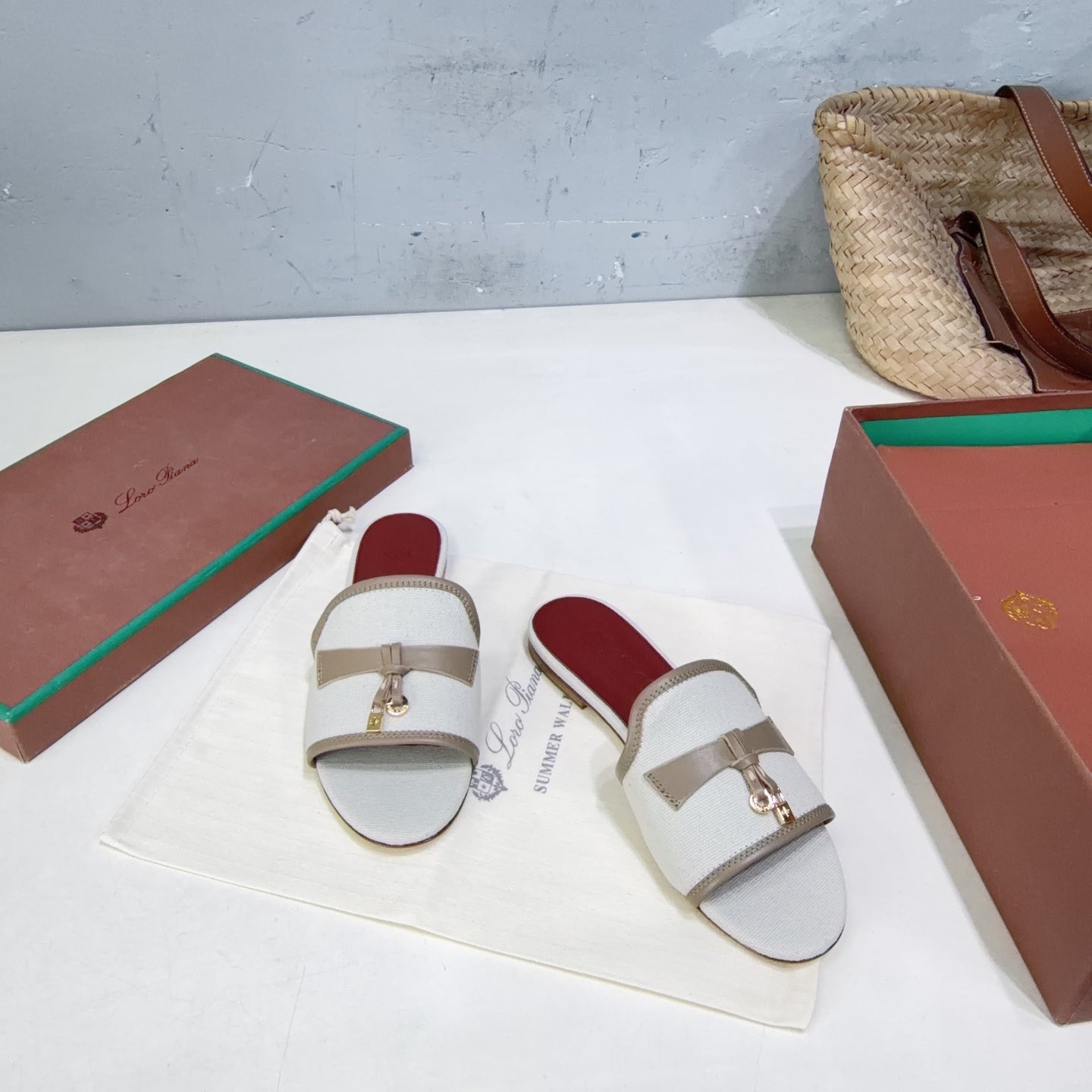 LP Summer Charms Flat Sandal White Taupe Leather Canvas 742539