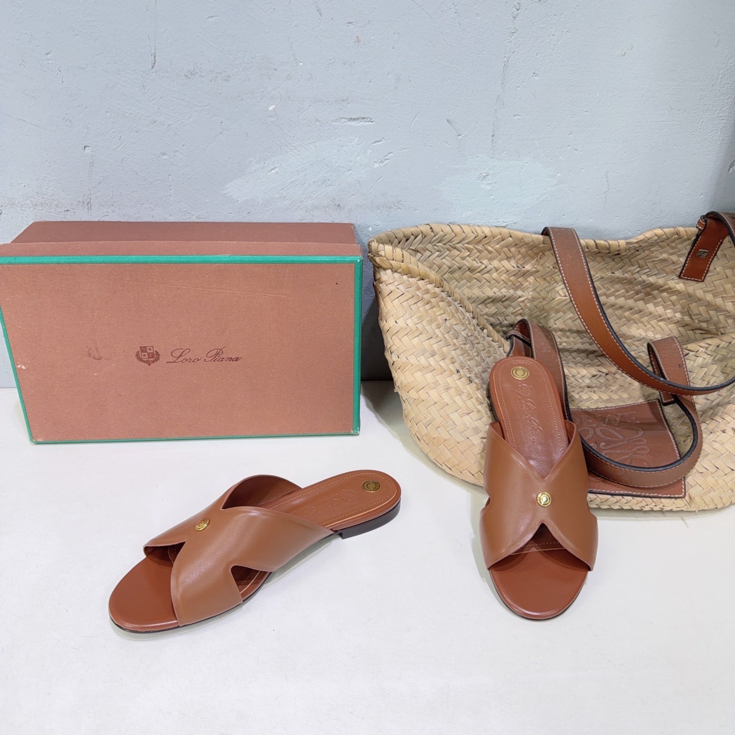 LP Vera Flat Sandal Brown Sheepskin 742544