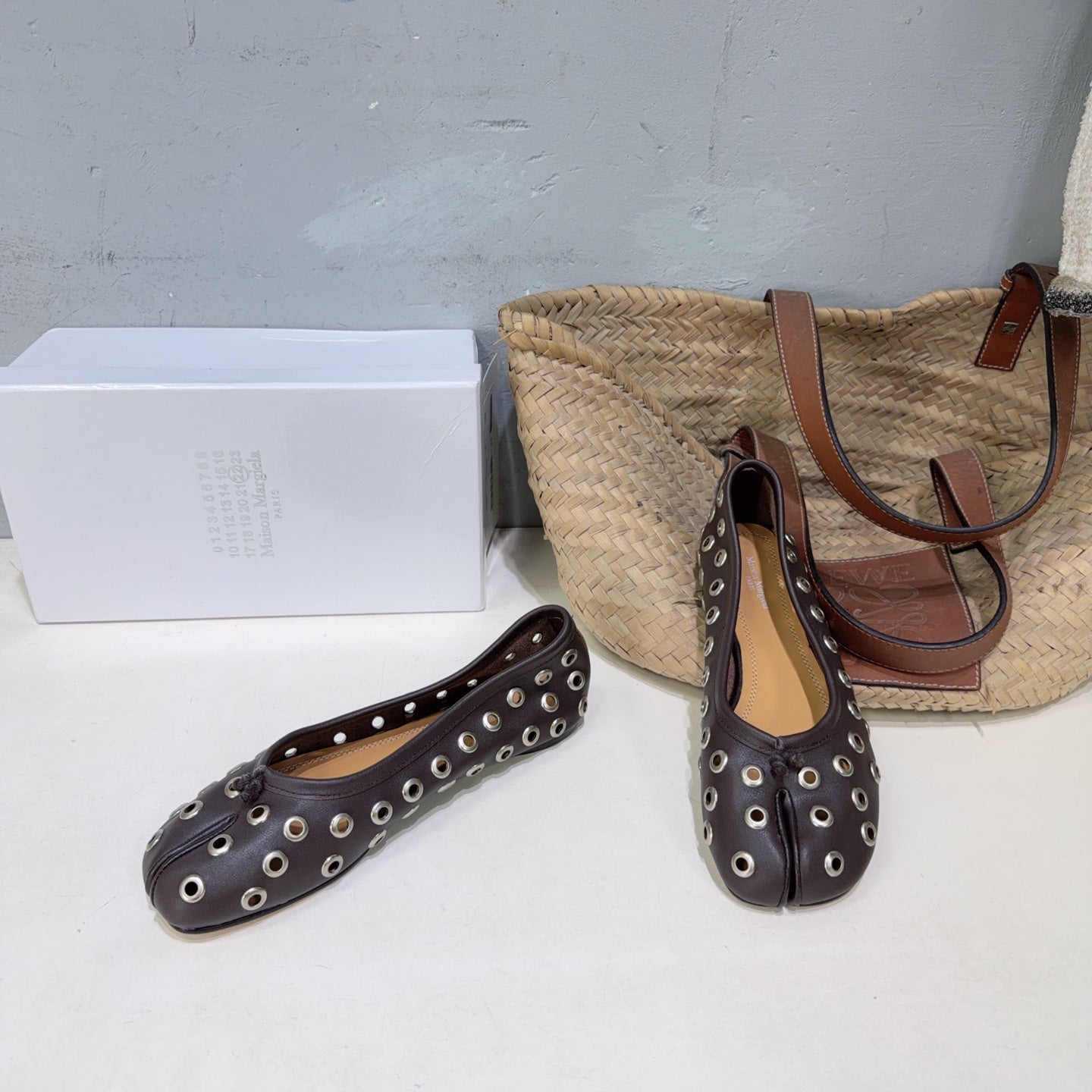 MM6 Bellissima Ballerina Eyelet Details Coffee Cowhide 893693
