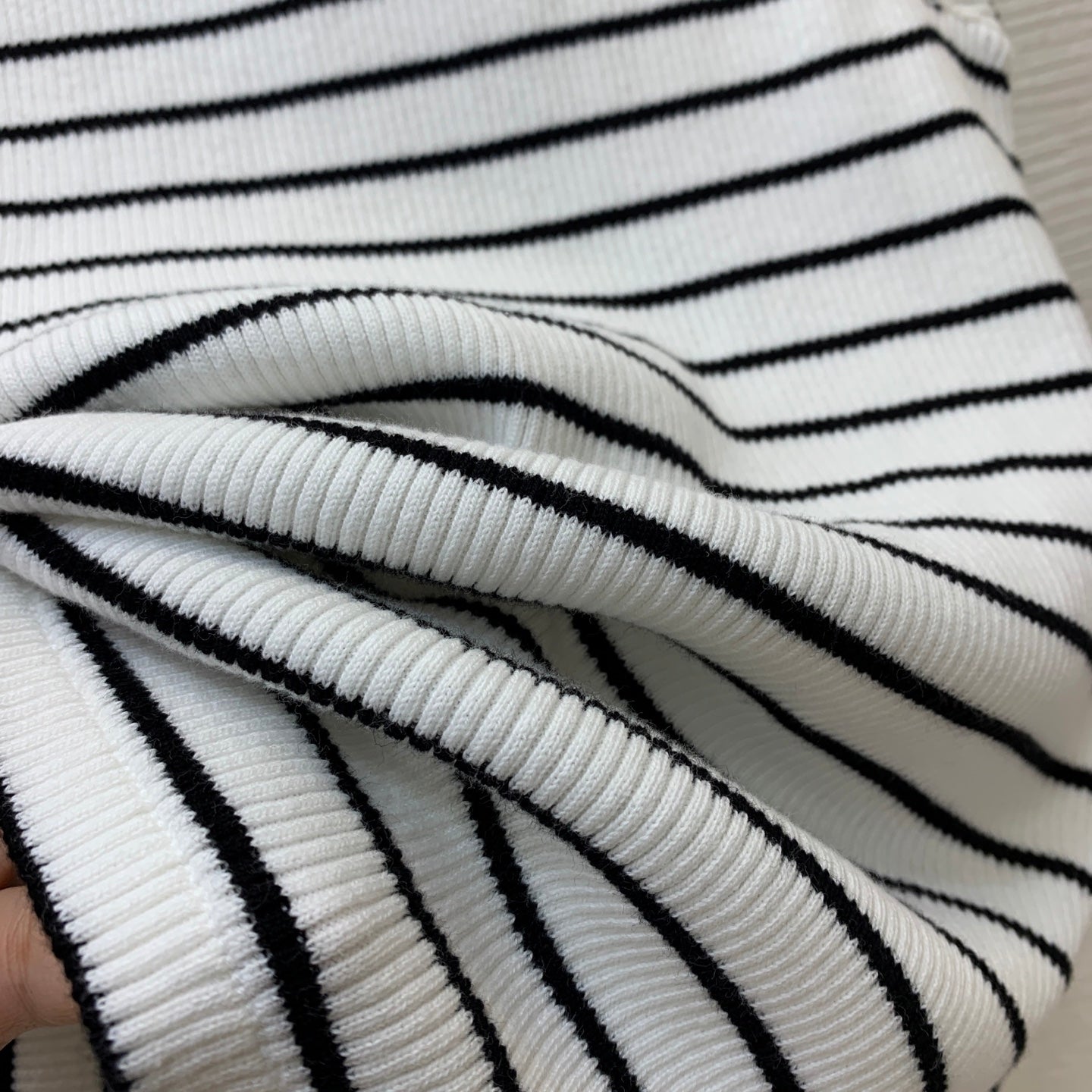 Celine 26s Slim Fit Stretch Knit Vest Black White Cotton 406351