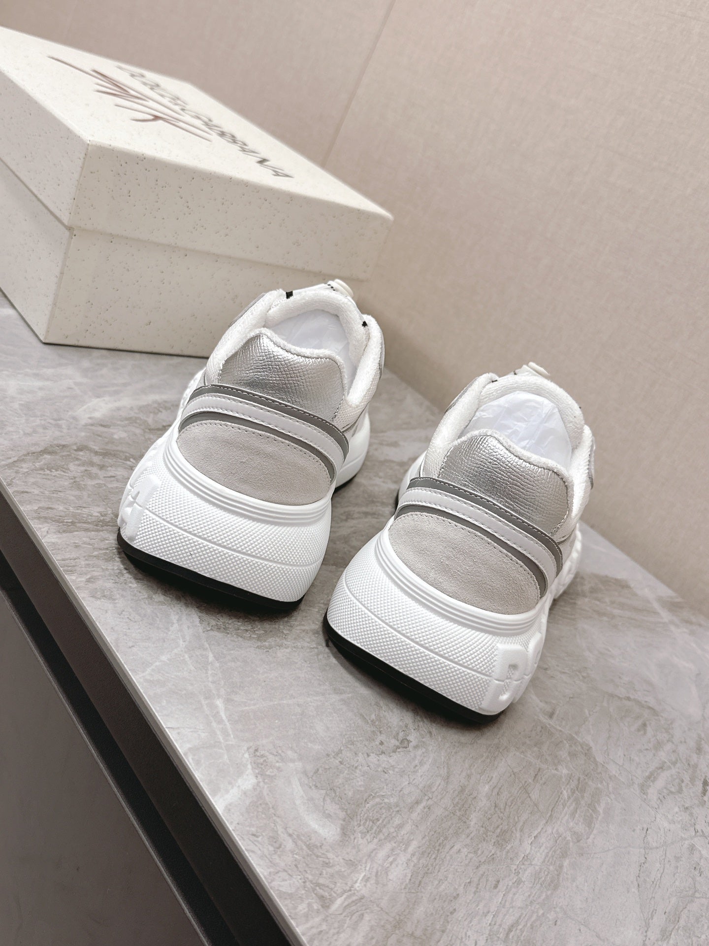 DC Chunky Sneakers White Silver Cowhide & Mesh Lining 339129