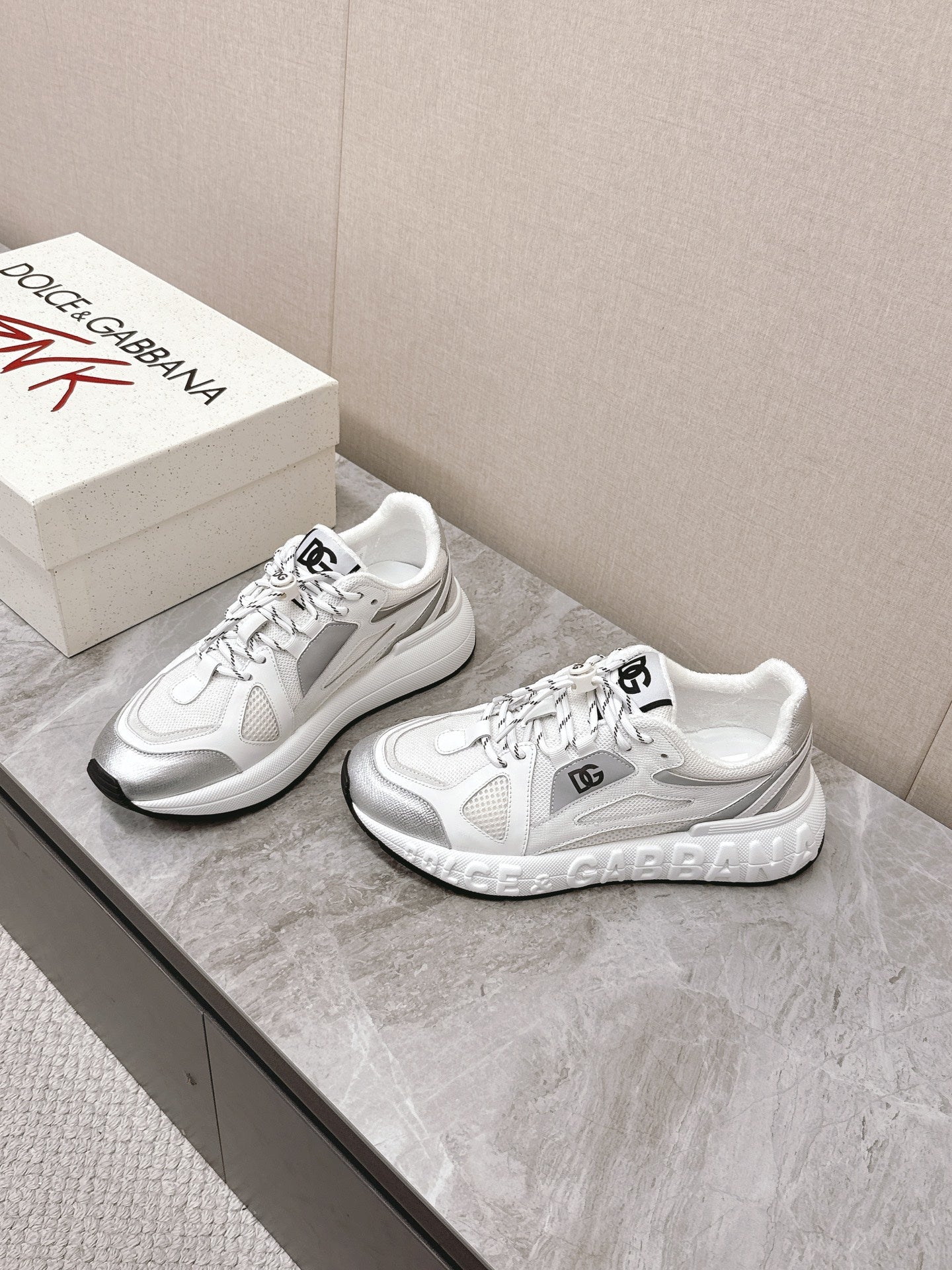 DC Chunky Sneakers White Silver Cowhide & Mesh Lining 339129