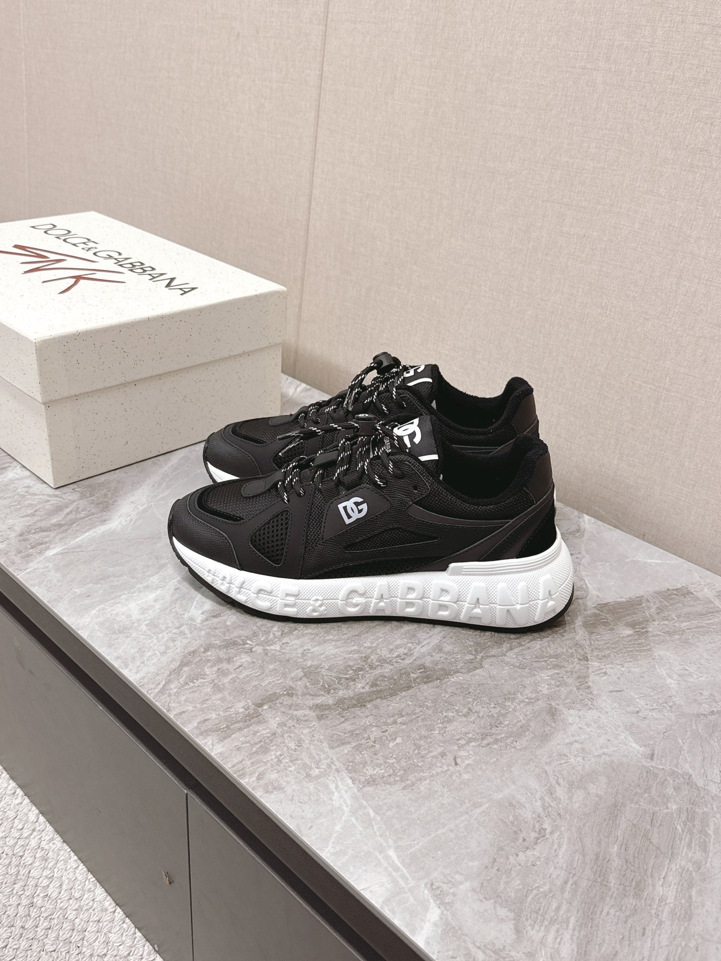 DC Chunky Sneakers Black Cowhide & Mesh Lining 339130