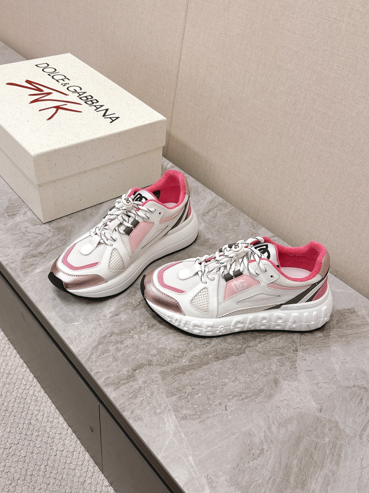 DC Chunky Sneakers White Pink Cowhide & Mesh Lining 339131