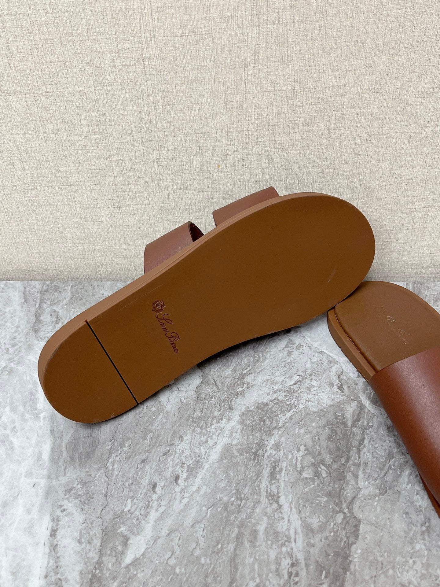 LP 26s Men’s Classic H-Cut Slides In Brown Calfskin