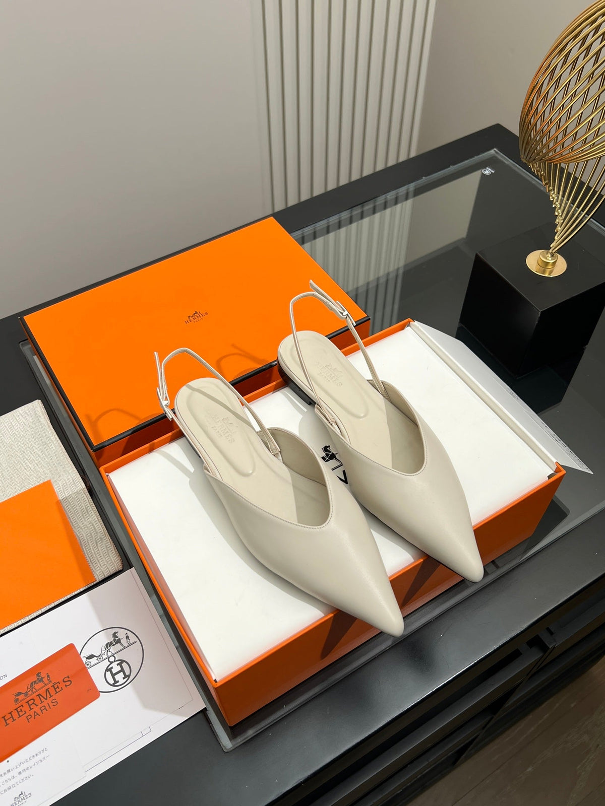 HM 26s Nicoletta Flats 1cm Cream Leather 149121