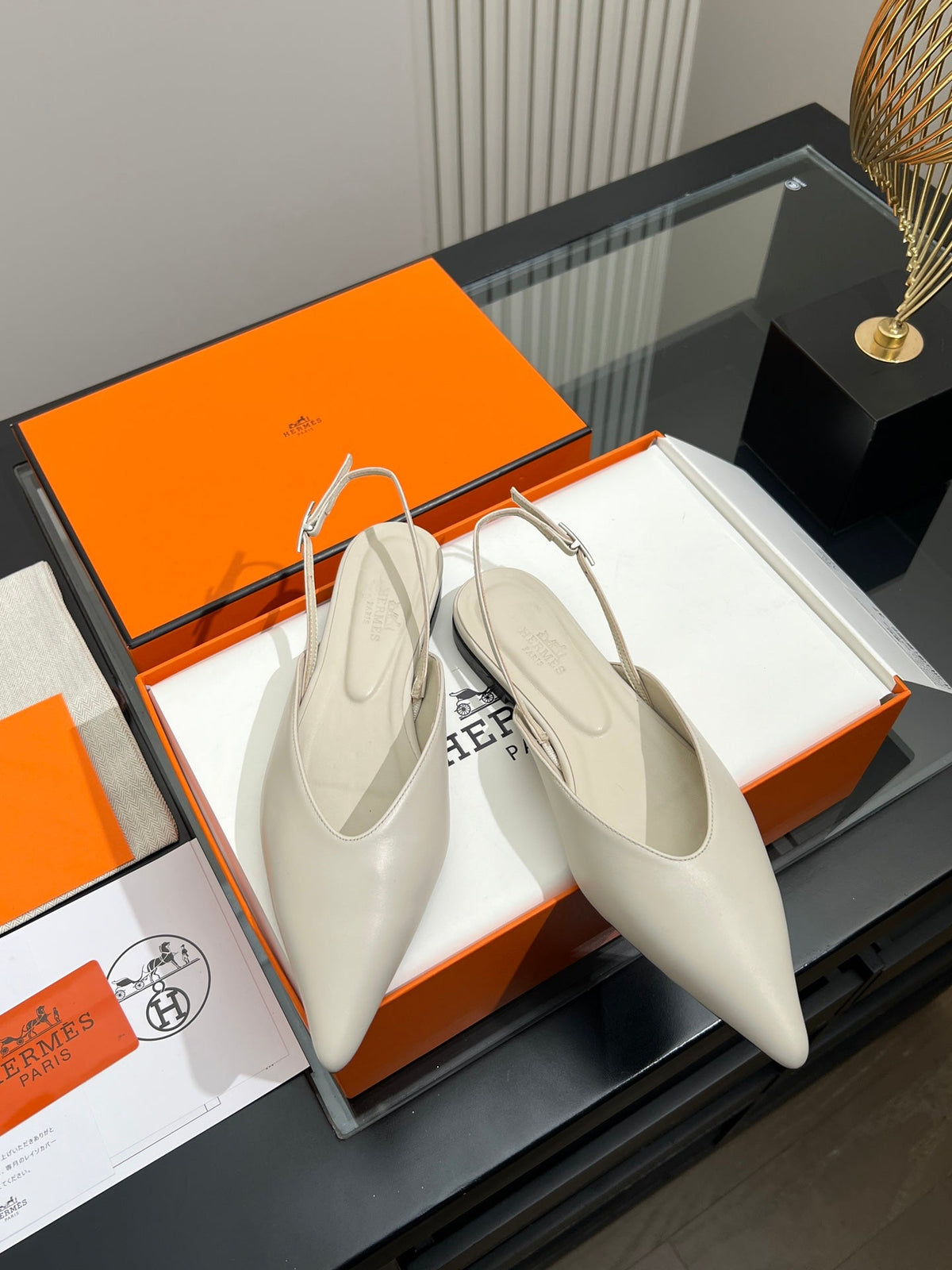HM 26s Nicoletta Flats 1cm Cream Leather 149121