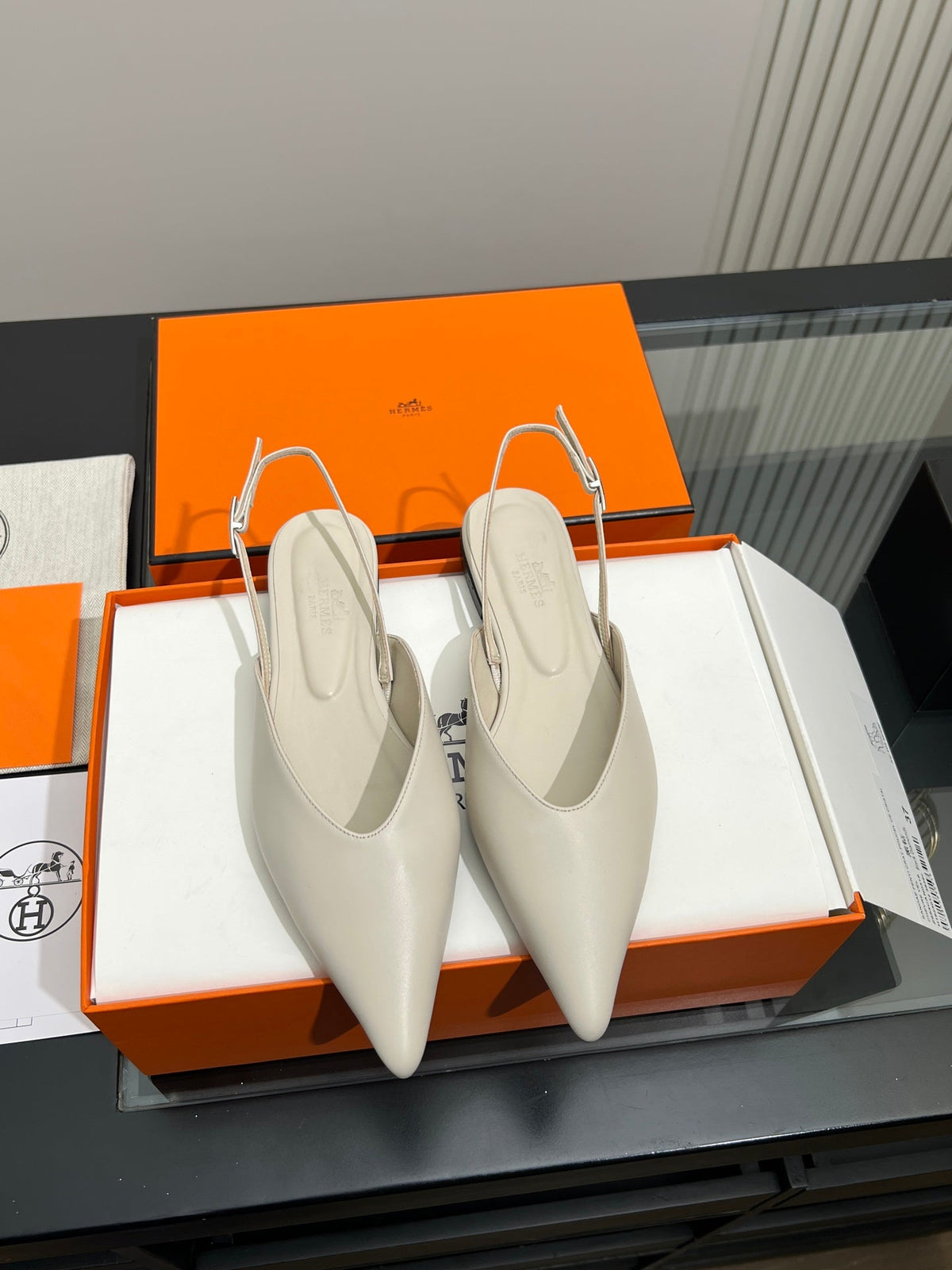 HM 26s Nicoletta Flats 1cm Cream Leather 149121