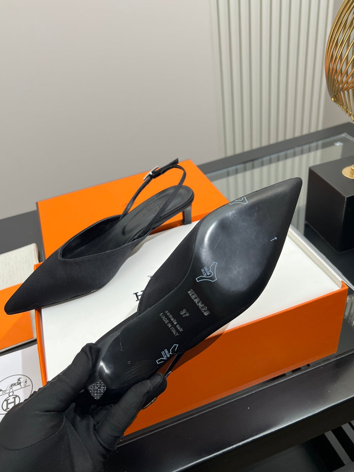 HM 26s Nicoletta Slingbacks 4cm Black Velvet 149131